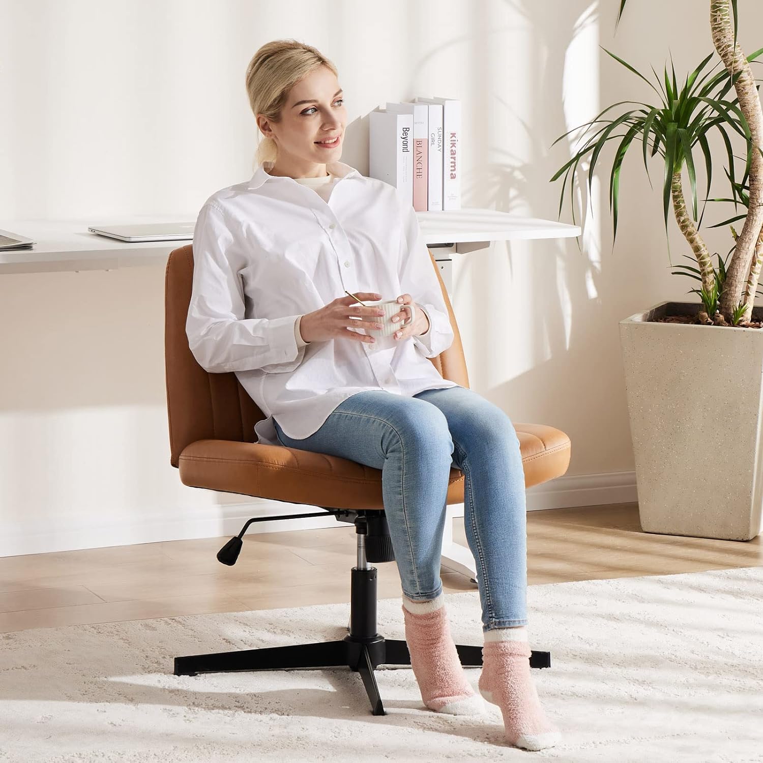 DUMOS Cross Legged Office Chair - Armless Wide Desk Chair No Wheels, Adjustable Swivel Leather Vanity Chair for Home Office & Study - Modern Brown Seat for Working, Reading & Relaxing