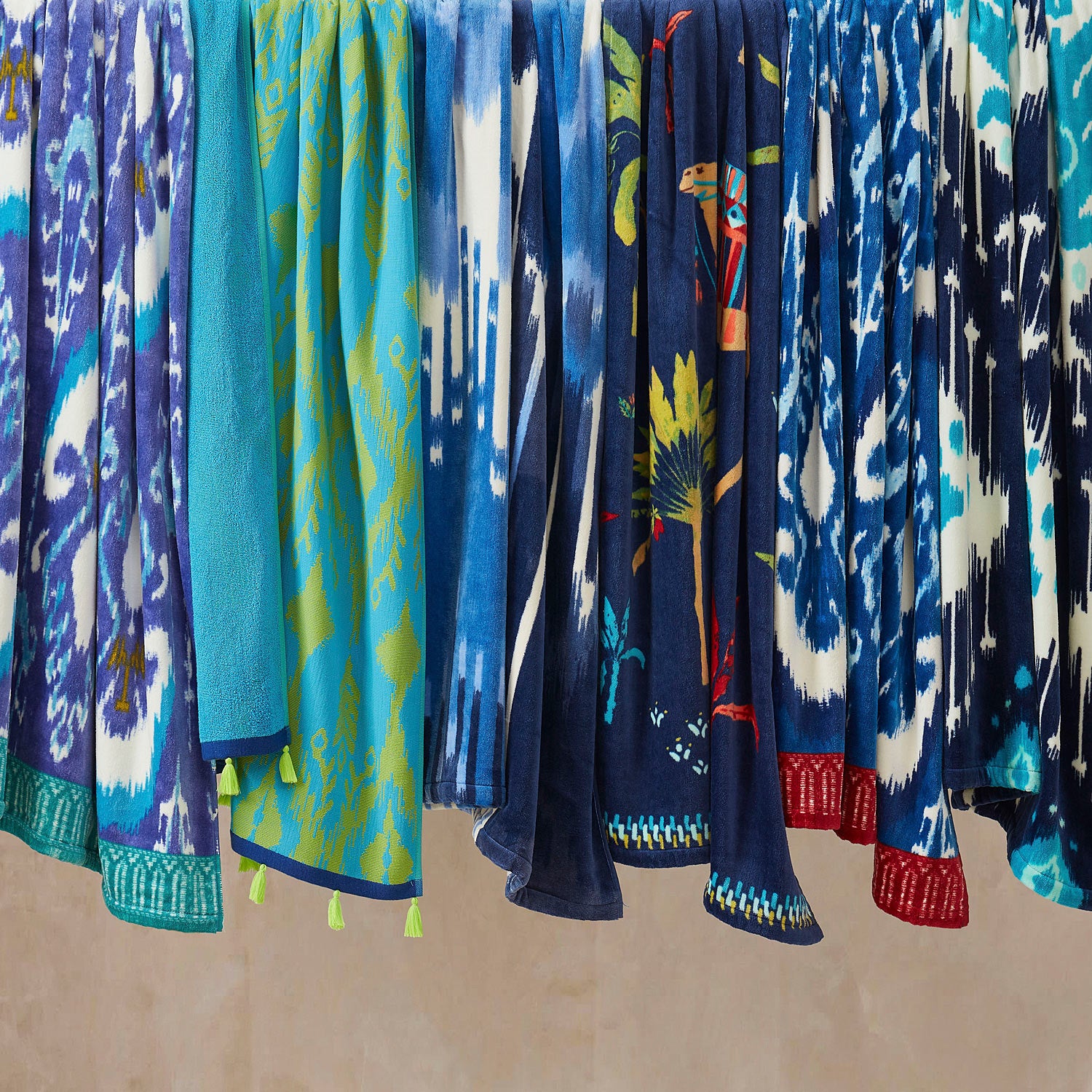 Premium Peacock Beach Towel - Large Soft Quick Dry Sand Free Towel for Pool, Beach, Travel & Yoga - Stylish Blue Peacock Design