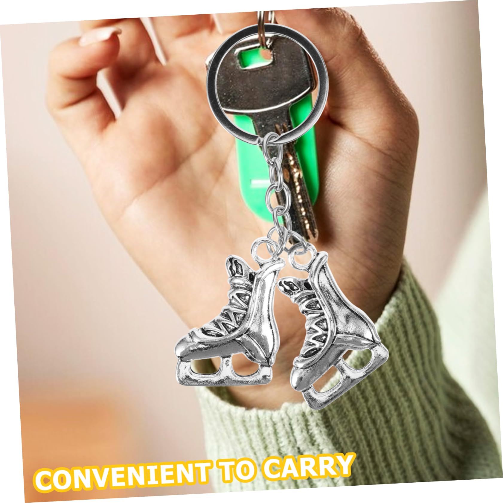 SUPVOX Roller Skate Keychain - Fashionable Roller Skate Pendant for Bags, Purses & Keys - Cute Shoe Model Charm Keyring for Skating Enthusiasts | Perfect Gift for Roller Derby Fans & Skate Lovers