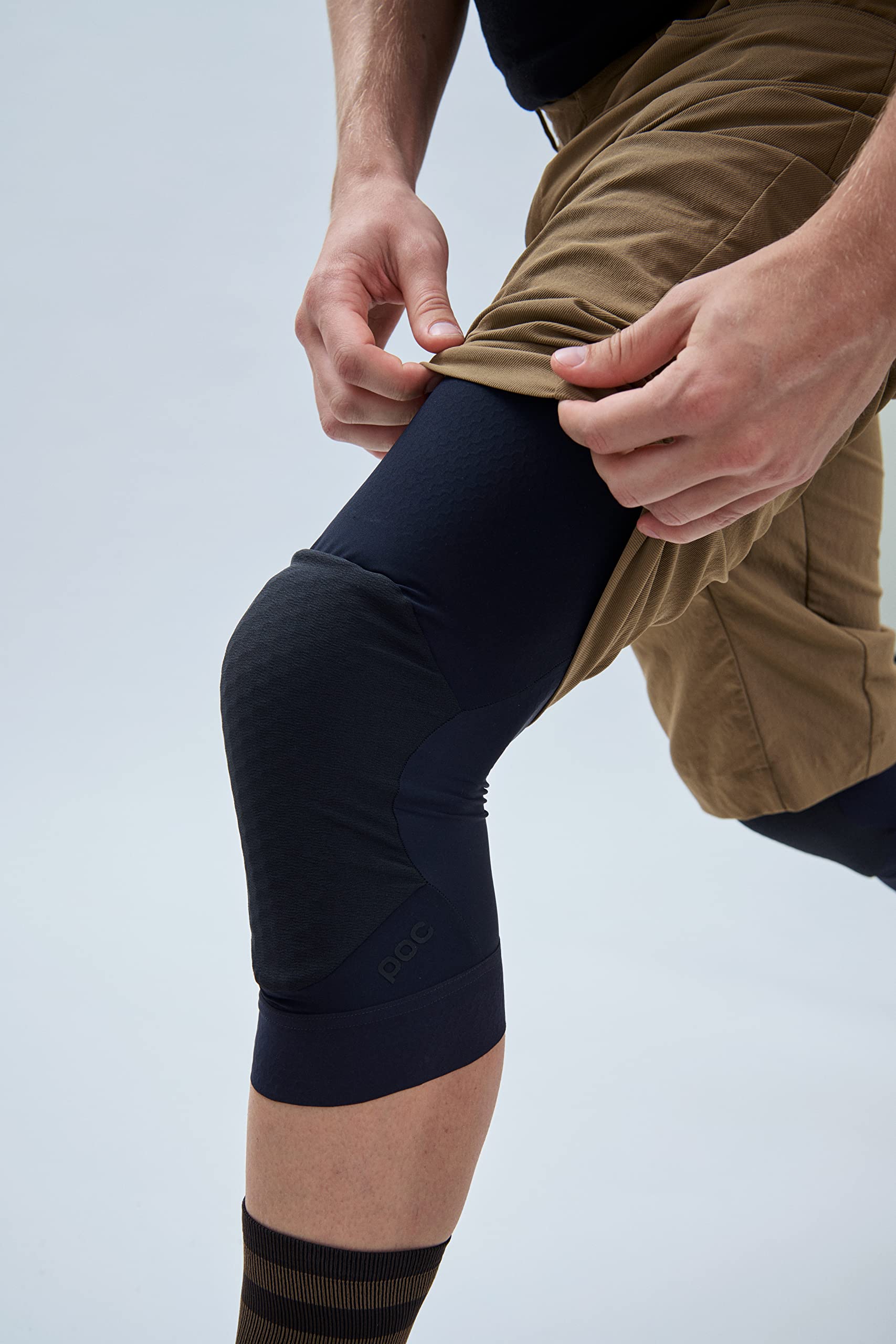 POC VPD Air Flow Knee Pads - Protective Gear for Cycling, Skateboarding & Extreme Sports - Lightweight & Breathable Knee Protection