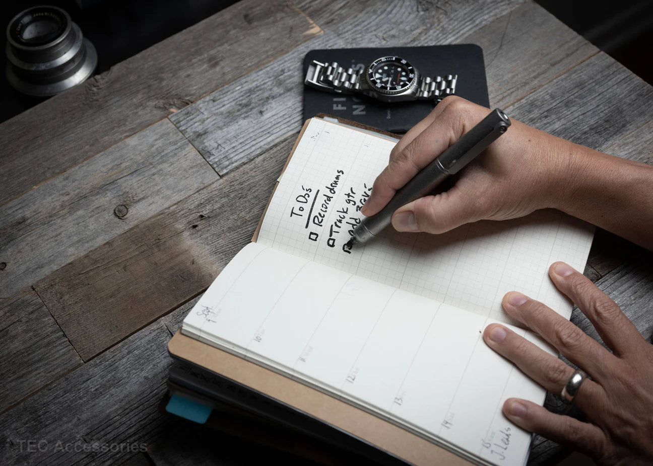 Hi MARKR Titanium Marker - Durable & Refillable Metal Marker for Outdoor, Industrial & DIY Projects - Perfect for Engraving, Labeling & Permanent Marking on Metal, Wood & Glass
