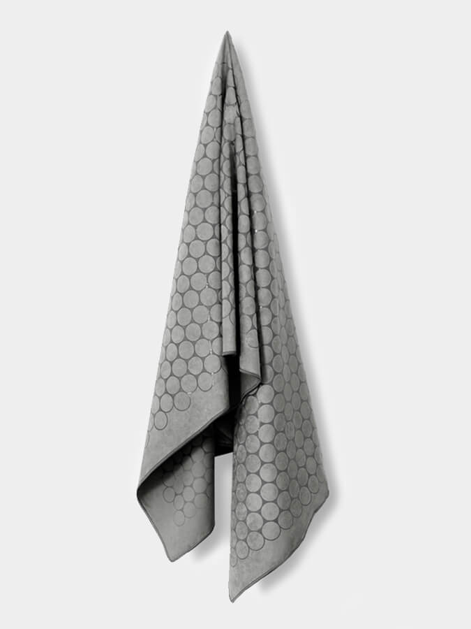 Non-Slip Agoy Gecko Touch Yoga Towel - Ultra Absorbent & Eco-Friendly for Hot Yoga, Pilates & Workouts - Perfect for Grip & Sweat Control in Studios or Home Gym