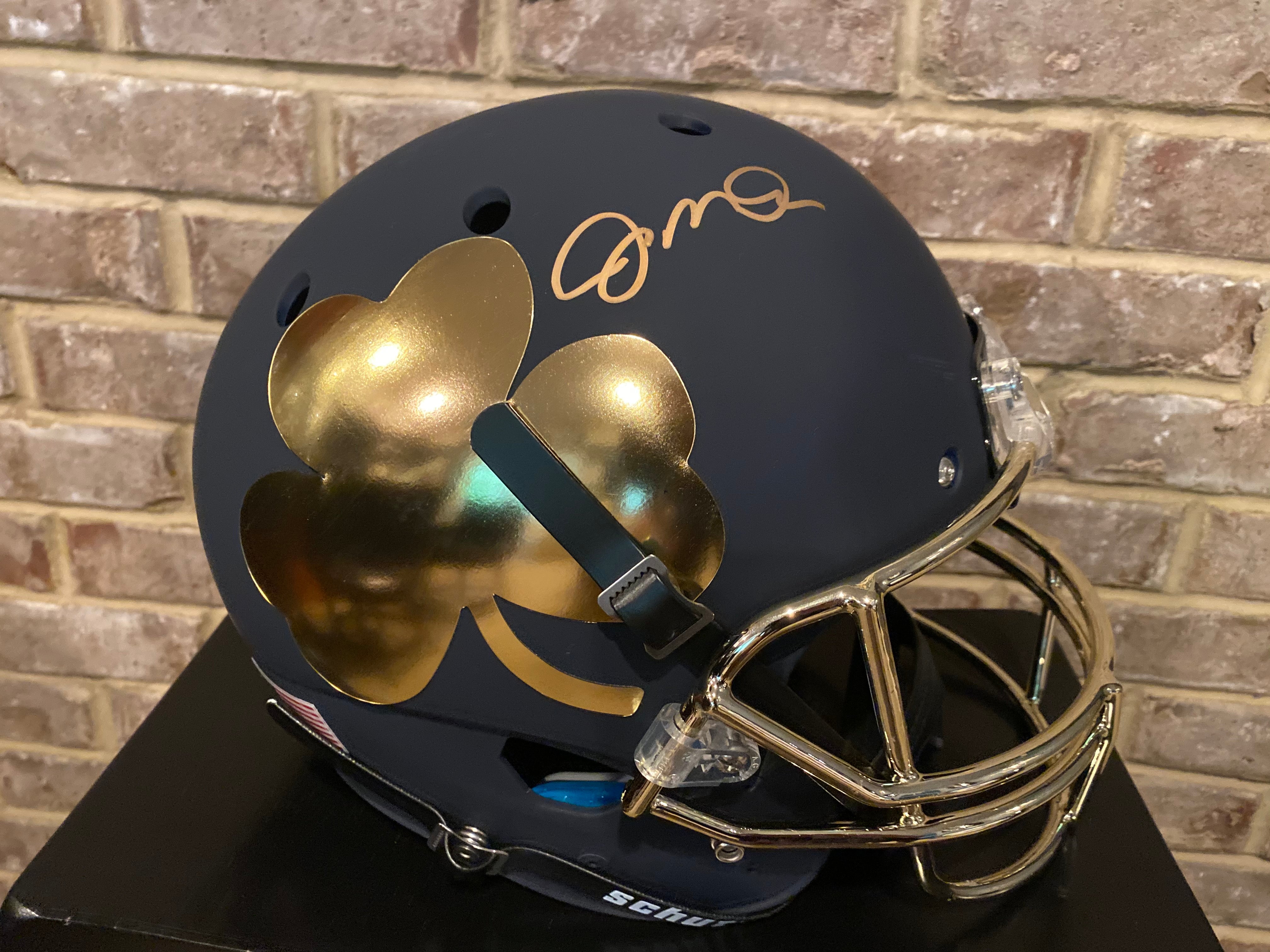 Joe Montana Autographed Full Size NFL Helmet - Limited Edition Shamrock Alternate - Perfect for Collectors, Sports Memorabilia Displays & 49ers Fan Gifts