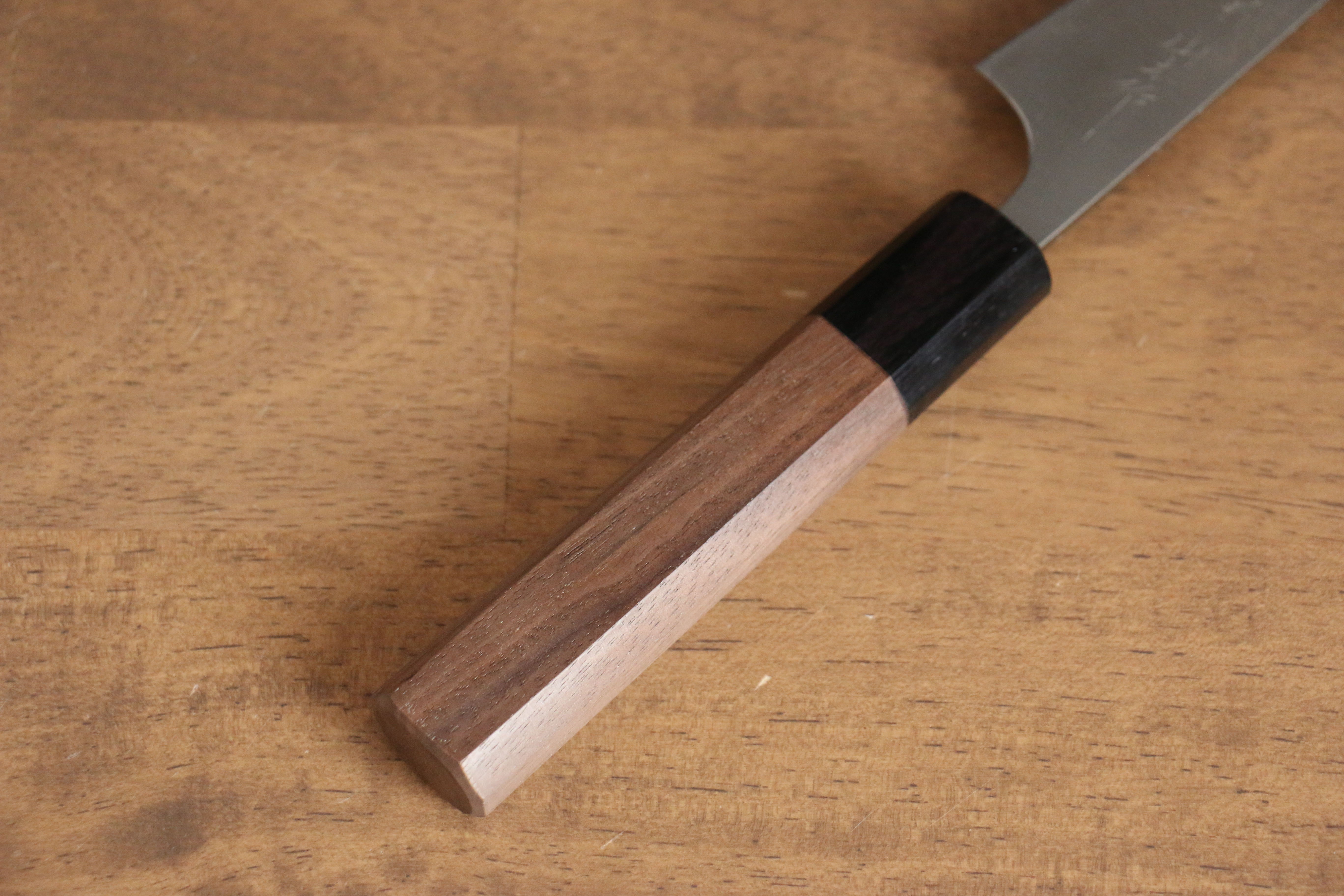 VG10 Damascus Petty Utility Knife 100mm - Japanese Chef Knife with Walnut Handle - Perfect for Slicing, Peeling & Precision Cutting in the Kitchen