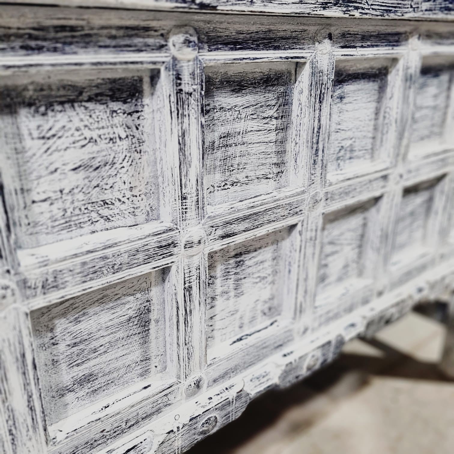 Handmade Carved Indian Solid Hardwood Console Table - Rustic Grey Finish - 45.3