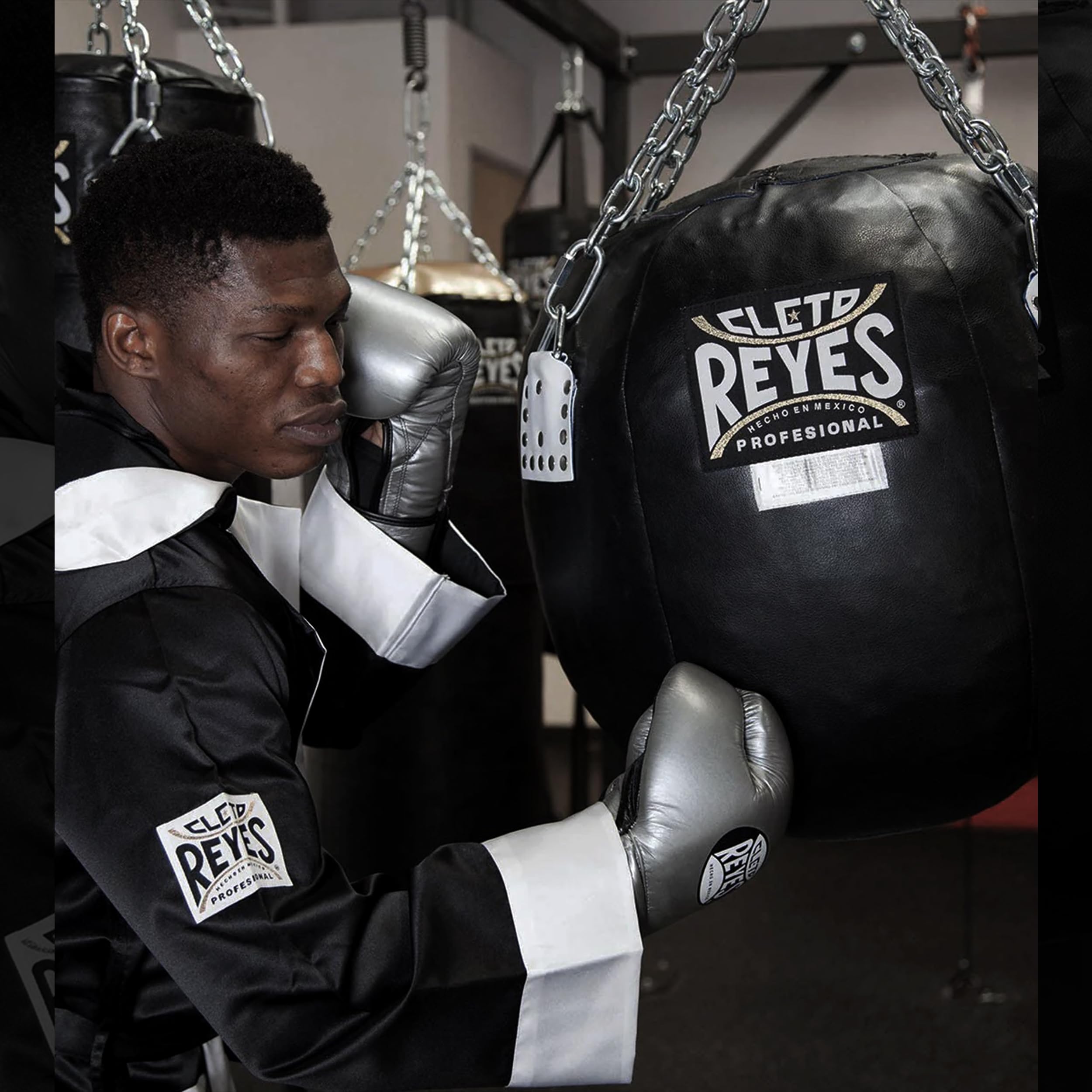 Cleto Reyes Heavy Punching Bag for Boxing Training - Professional MMA, Kickboxing & Muay Thai Equipment - Durable Vinyl Leather Construction (Black) - Perfect for Home Gyms & Martial Arts Studios