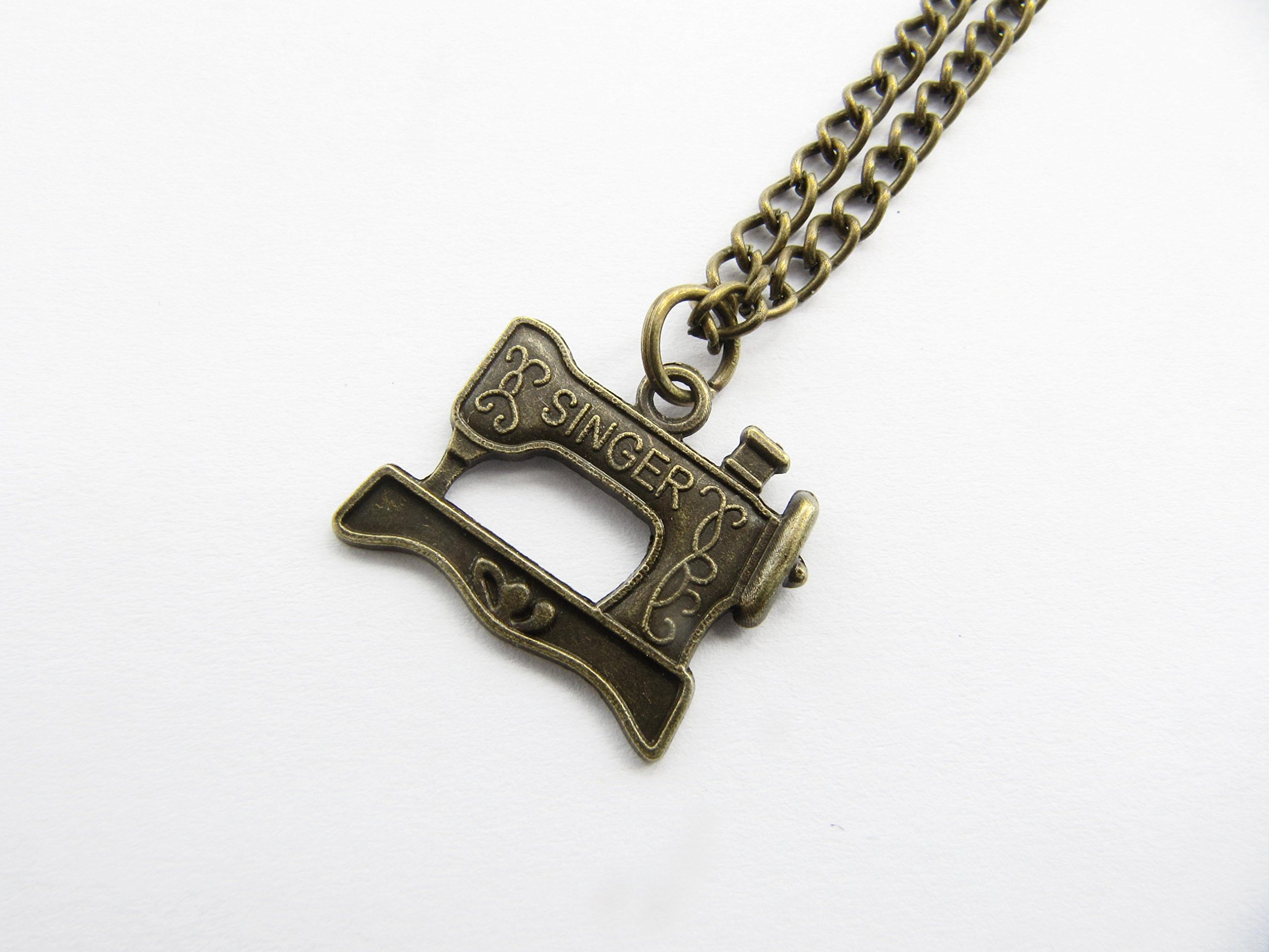 Singer Sewing Machine Charm Pendant - Bronze Seamstress Jewelry for Sewing Lovers & Craft Enthusiasts | Perfect Gift for Tailors, Designers & DIY Sewing Projects