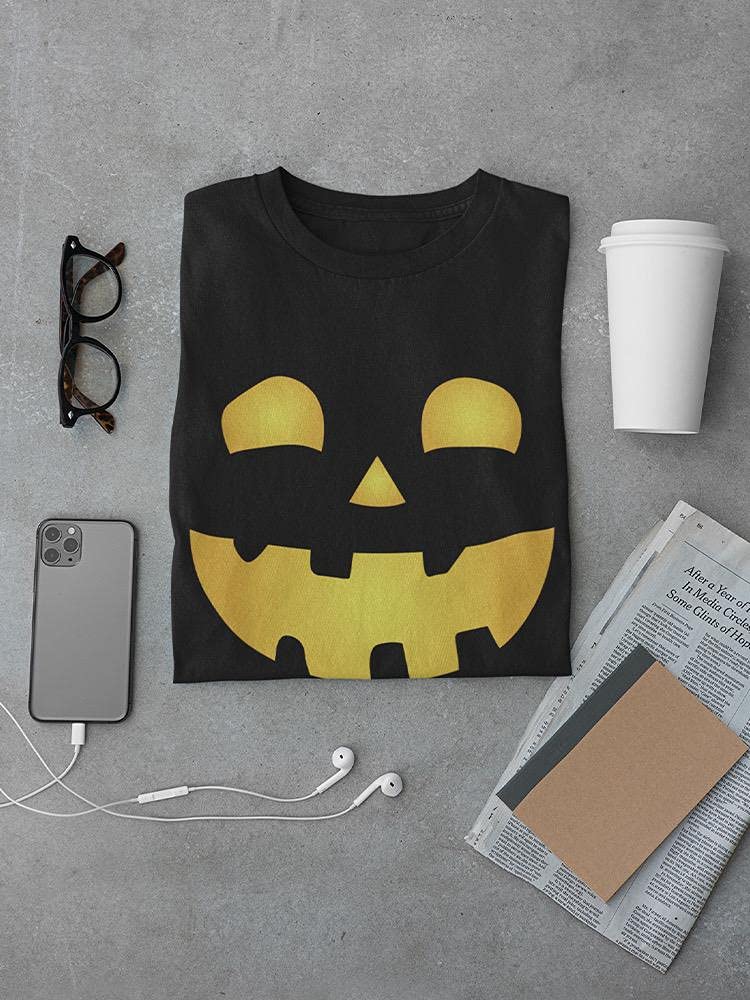 Halloween Pumpkin Smile Graphic T-Shirt for Men - Funny Costume Party Outfit - Perfect for Halloween Parties, Trick or Treating & Fall Festivals