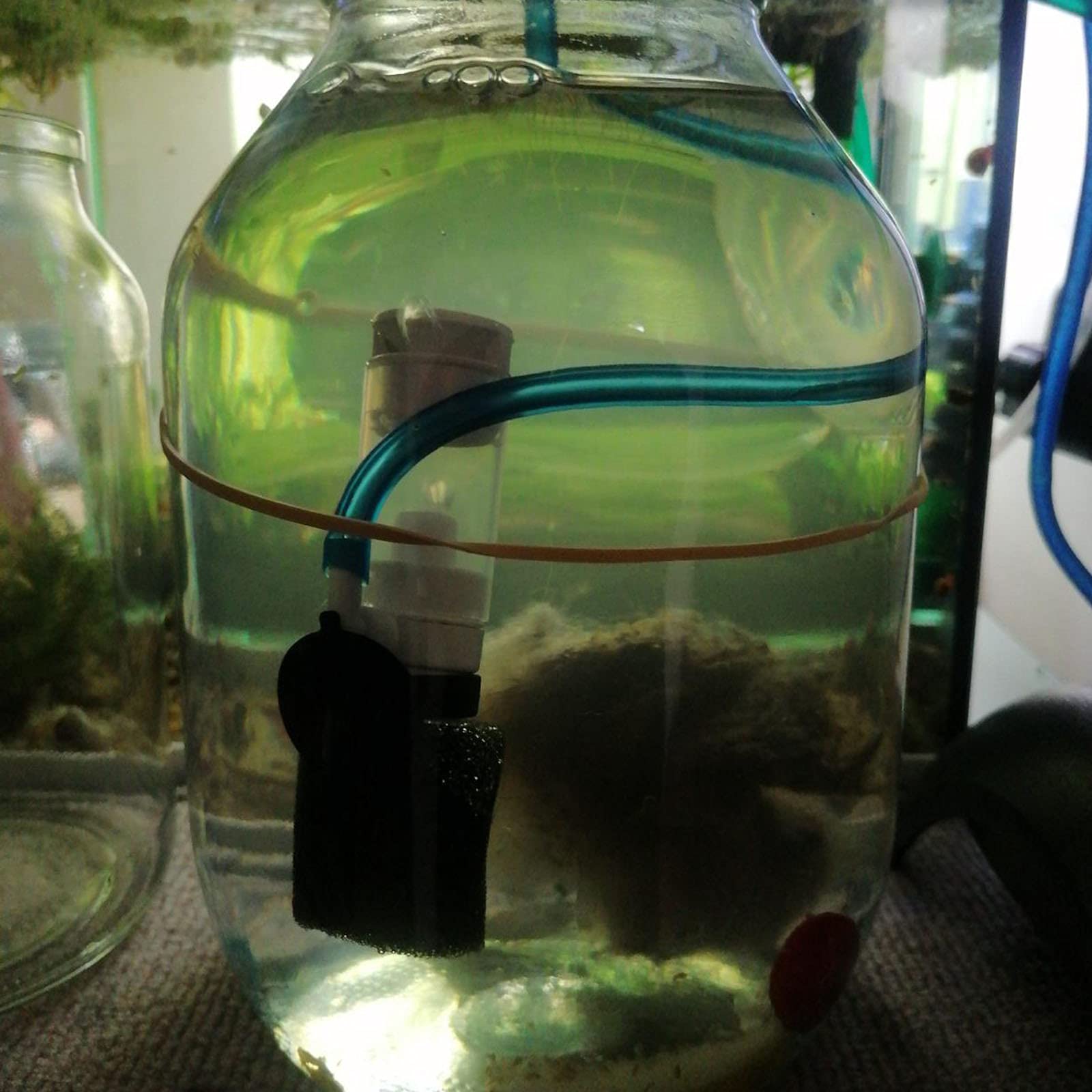 Ultra Quiet Mini Sponge Fish Tank Filter - 3-in-1 Biochemical Sponge Water Cleaner & Air Pump for Small Aquariums - Perfect for Betta Tanks, Nano Aquariums, and Fish Breeding Tanks