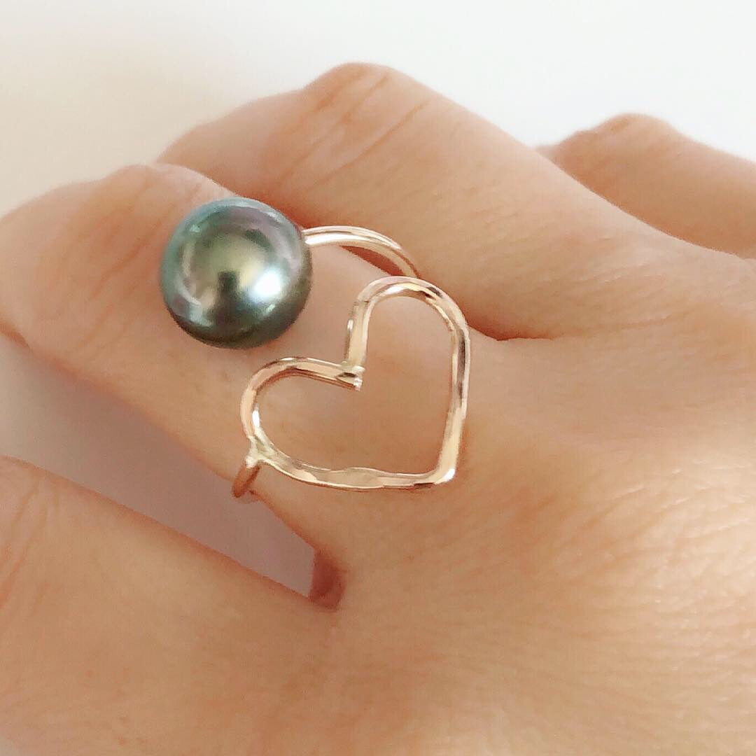 Tahitian Pearl Ring Eden (R185) - Elegant Black Pearl Jewelry for Women, Perfect for Weddings, Parties & Special Occasions