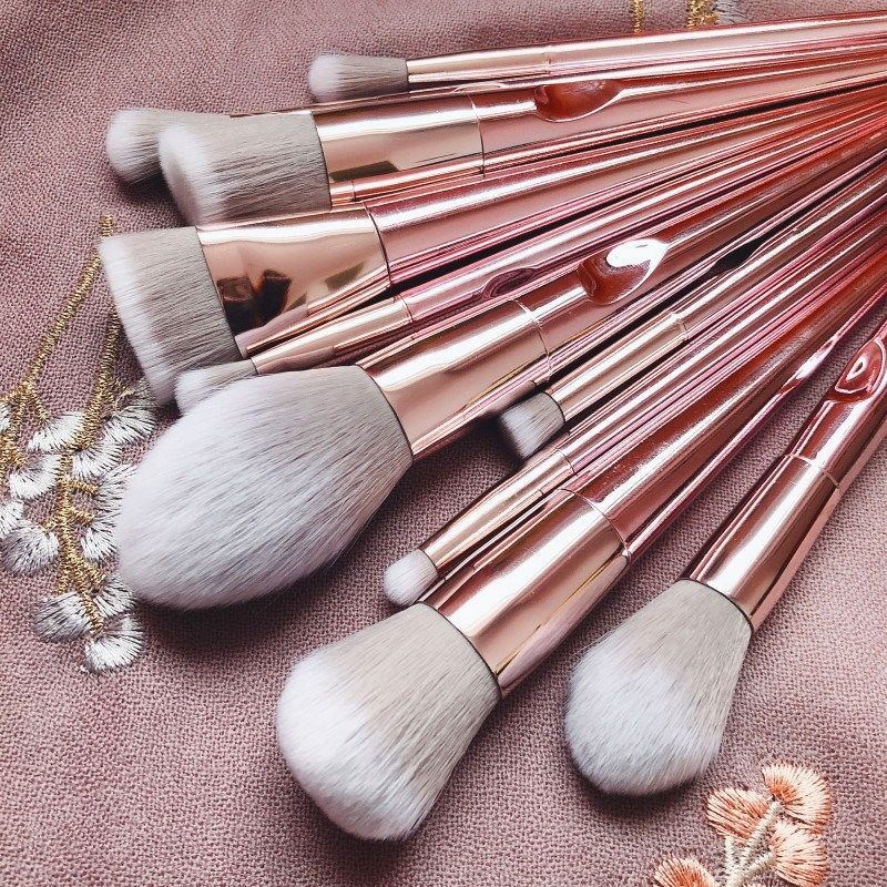 Professional Makeup Brush Set of 3 - Soft Synthetic Bristles for Flawless Foundation, Blending & Contouring - Perfect for Everyday Makeup & Professional Use