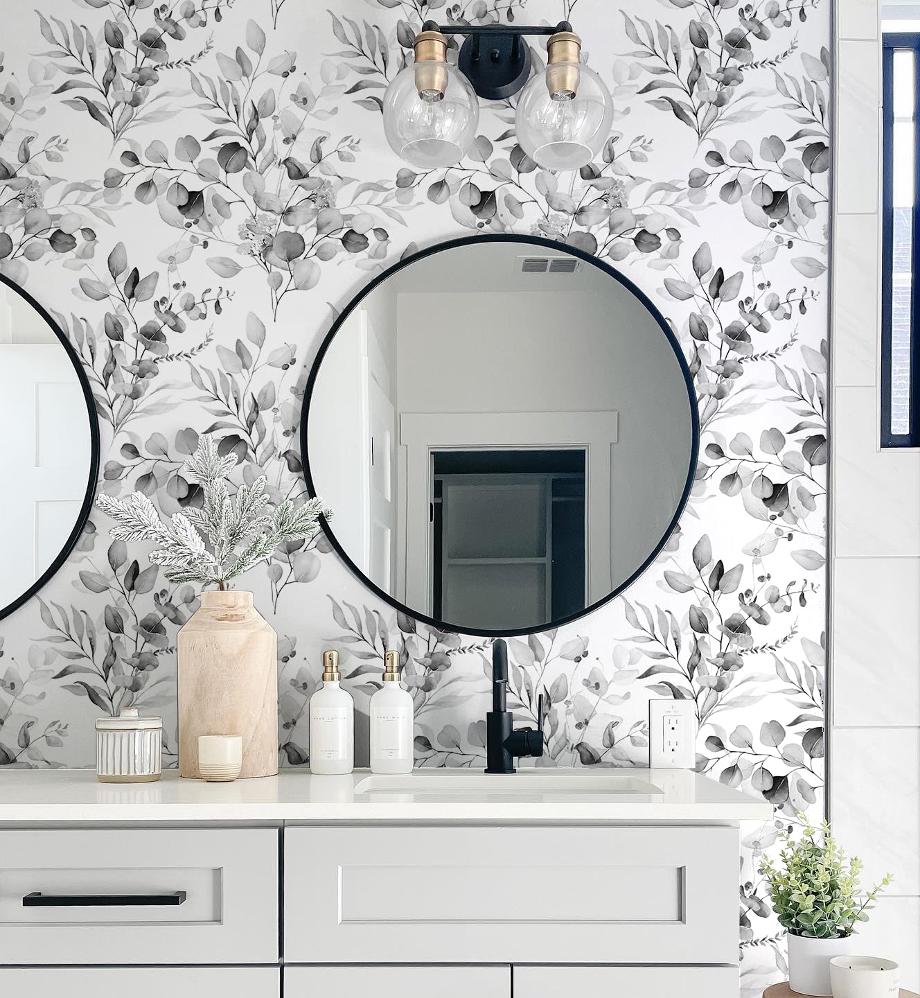 HAOKHOME Self-Adhesive Wallpaper - Boho Black Grey White Eucalyptus Leaf Floral Design, Peel and Stick Wall Mural for Home Decor, Nursery, Bedroom, 17.7in x 9.8ft - Perfect for DIY Home Renovation & Accent Walls