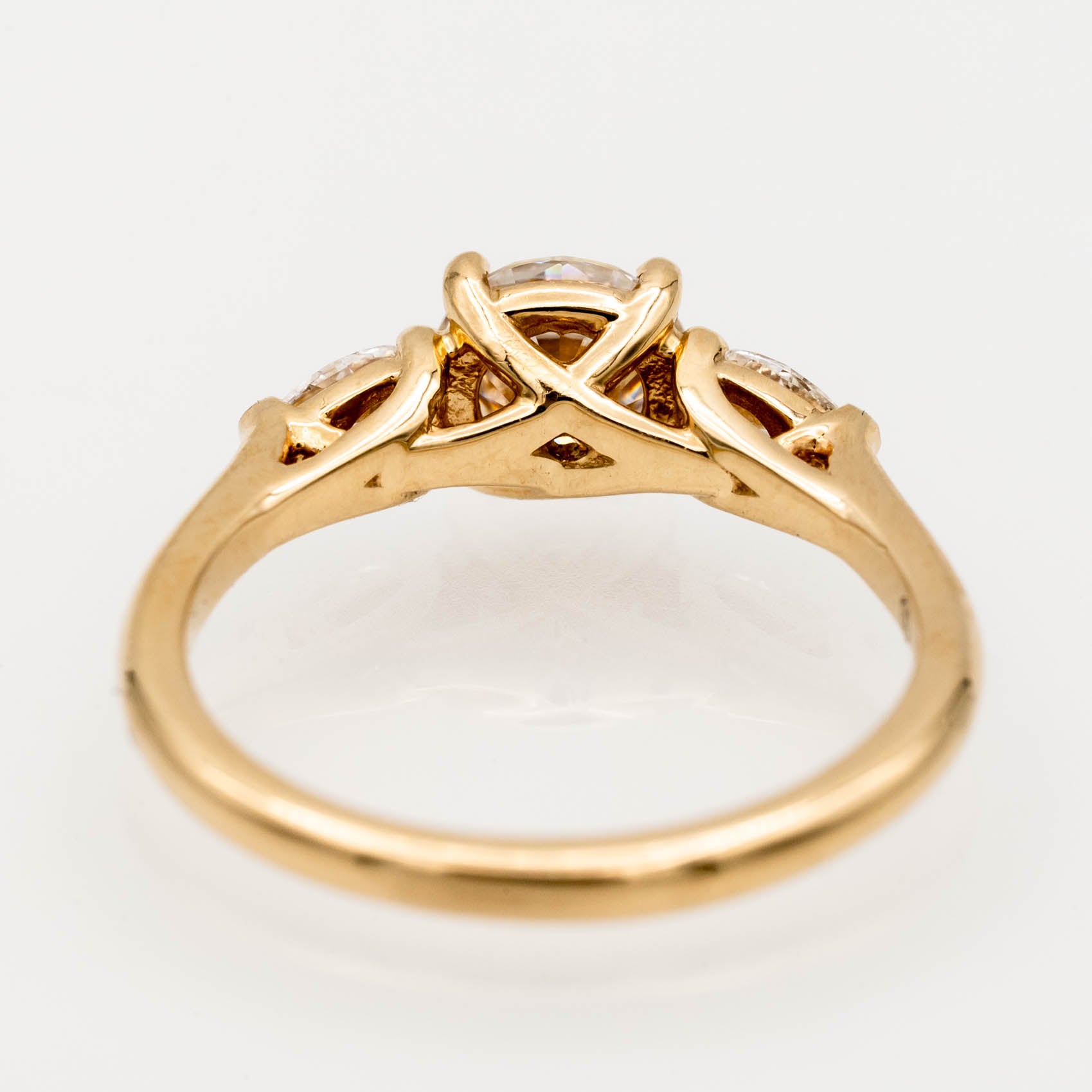 Acacia Ring Setting - Elegant & Durable Wedding Band for Women - Perfect for Engagement, Anniversary & Special Occasions