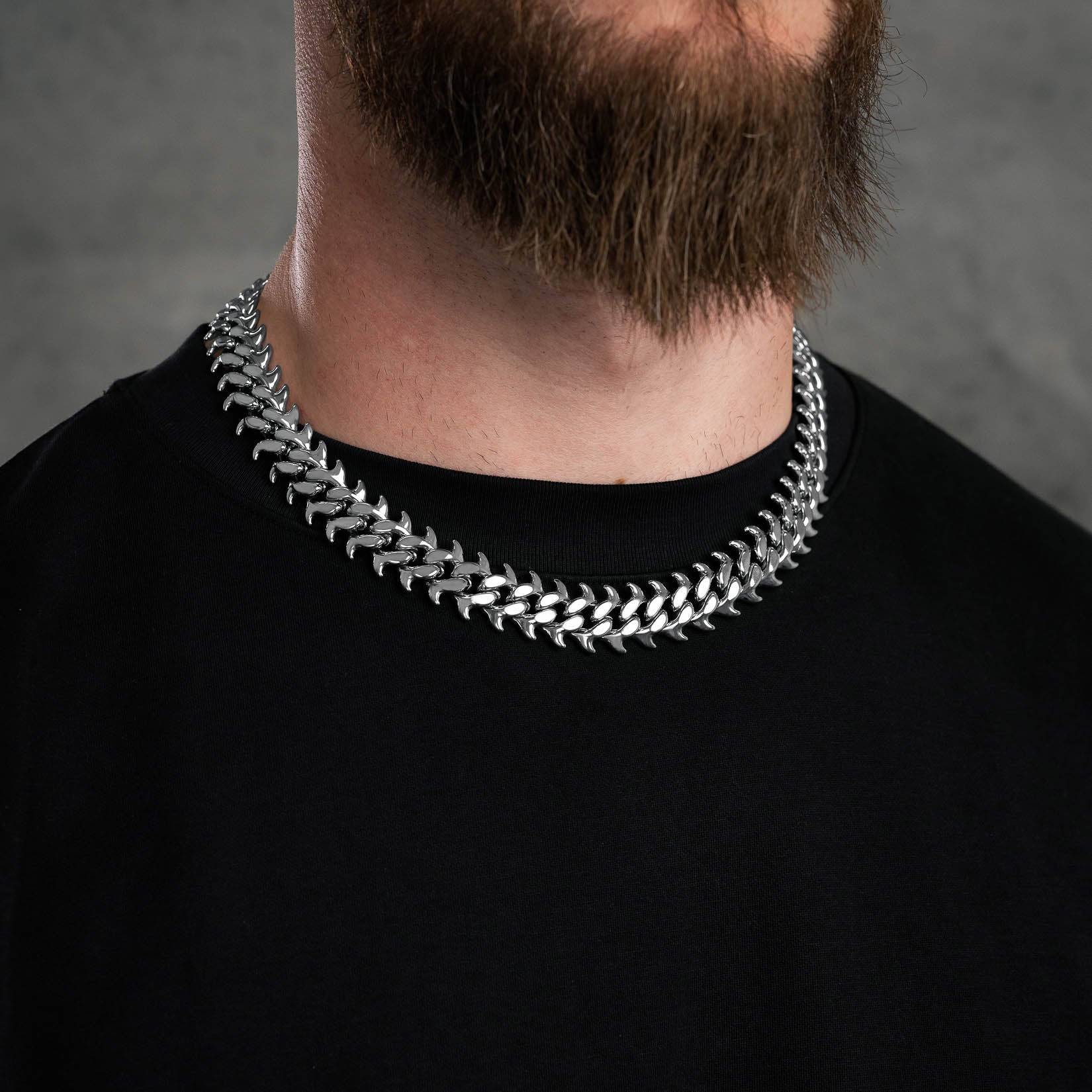 Stylish Fishbone Curved Spike Cuban Chain Necklace for Men - Trendy Hip Hop Jewelry Gift for Parties & Streetwear Fashion