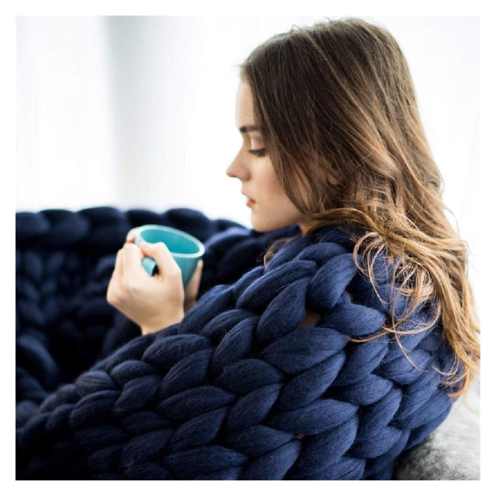Chunky Knit Blanket - Soft & Cozy Oversized 100x150cm Navy Blue Throw for Bed, Couch, Sofa - Perfect for Living Room, Bedroom, Yoga, and Pet Bed - Breathable Air Conditioning Blanket for All Seasons