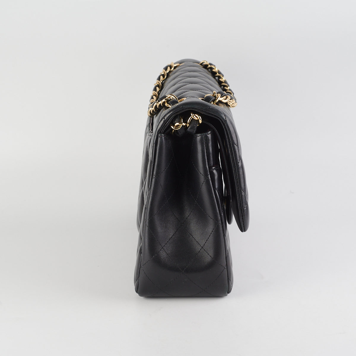 Chanel Quilted Jumbo Flap Bag in Black Lambskin Leather - Luxury Designer Handbag for Women, Perfect for Evening Events & Special Occasions