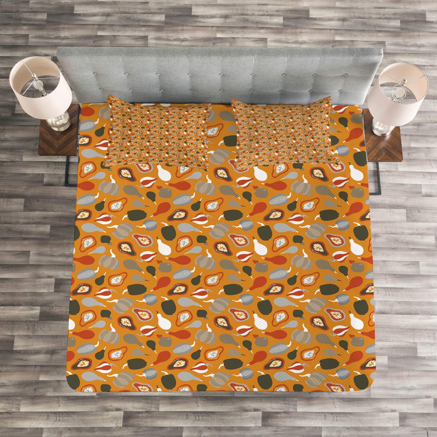 Ambesonne Orange and Yellow King Size Bedspread Set - Thanksgiving Pumpkin Themed 3-Piece Quilted Coverlet with 2 Pillow Shams | Burnt Orange Multicolor Decor for Fall, Autumn, and Holiday Home Decor