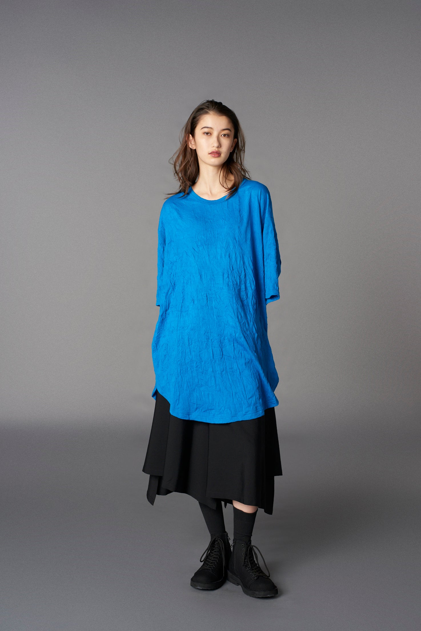 Round Neck Jumbo Short Sleeve T-Shirt with Washer Hem - Casual Comfort Wear for Everyday Outfits & Summer Fashion