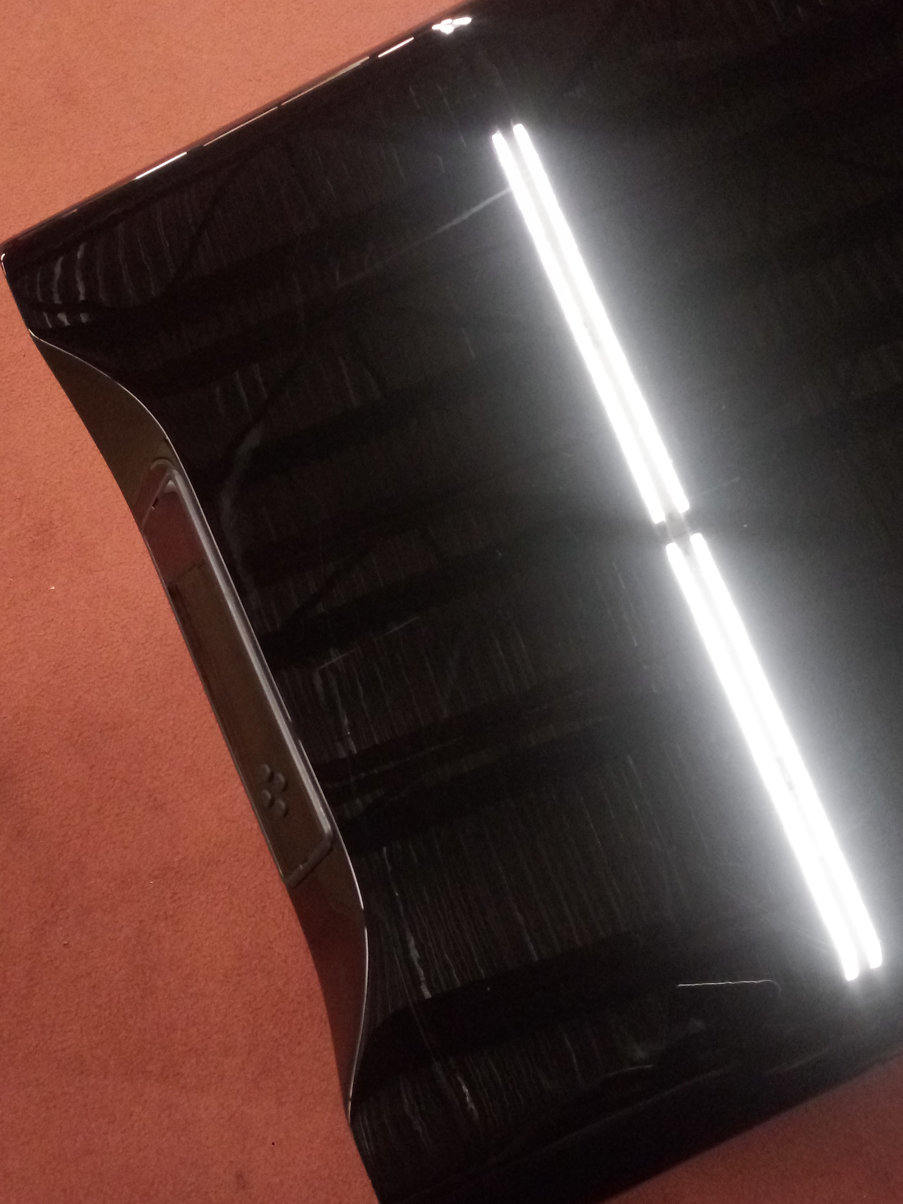 SB16 Ultra High Gloss Piano Finish Power Outlet 5037 - Perfect for Home, Office & Studio Electrical Installations