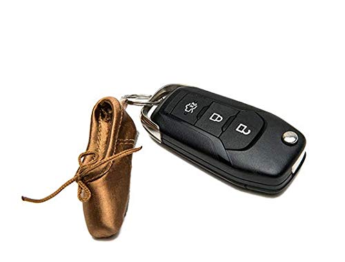 WENDYWU Fashion Ballet Shoes Keychain - Elegant Ballerina Pointe Shoe Car Bag Charm for Women & Girls (Black) - Perfect Gift for Dancers & Ballet Lovers