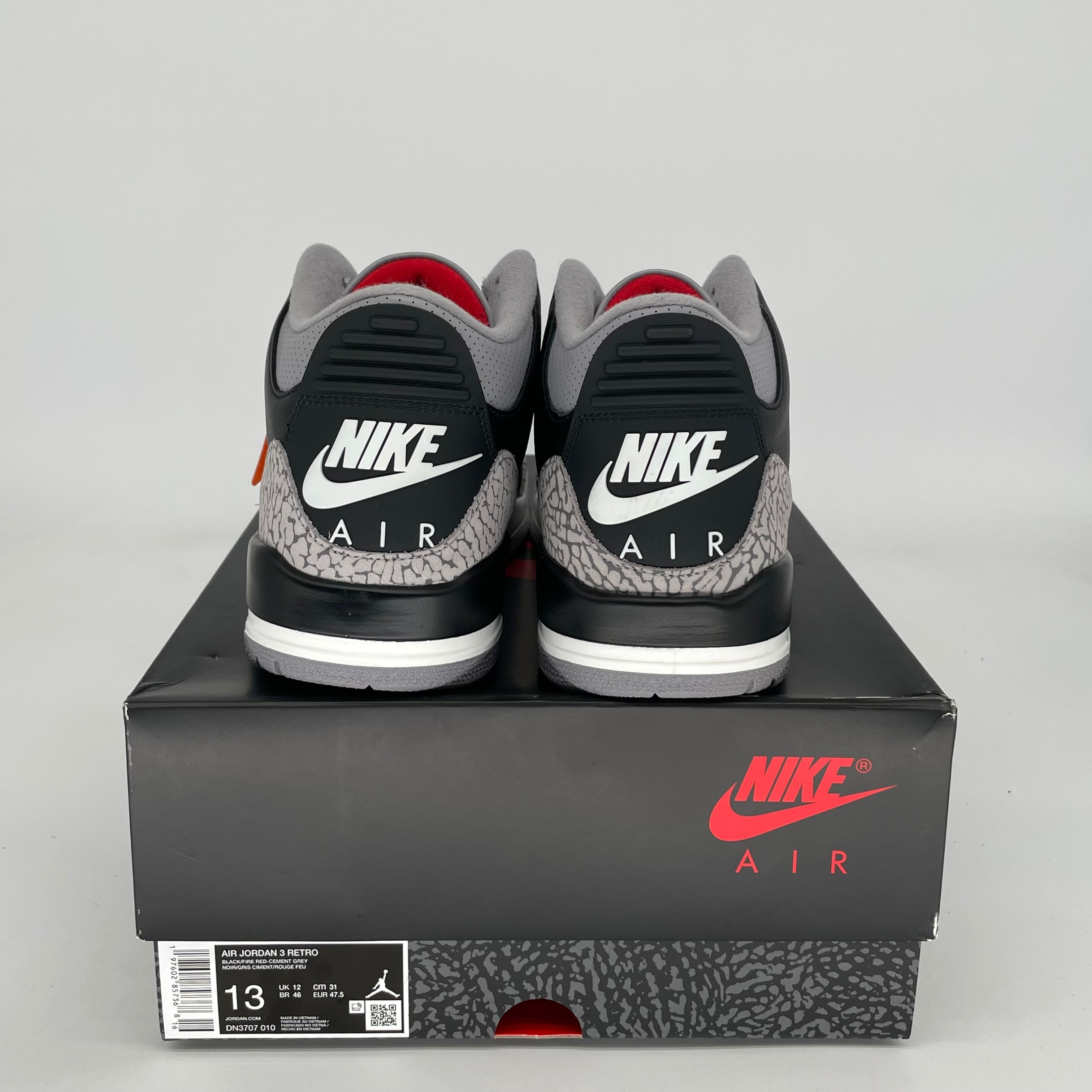AIR JORDAN 3 RETRO BLACK CEMENT MEN'S BASKETBALL SHOES SIZE 13 (DN3707-010) - Perfect for Streetwear, Sneaker Collecting & Basketball Games