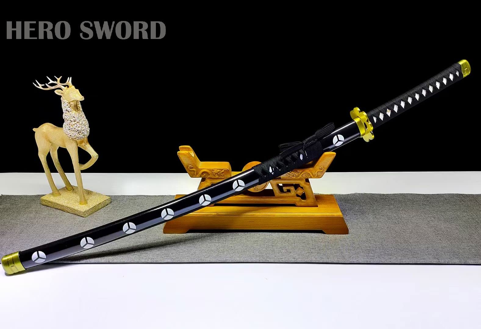Hand-Forged 1095 High Carbon Steel Japanese Anime Sword - One Piece Roronoa Zoro Sandai Kitetsu Replica for Cosplay, Collection & Martial Arts Training | Real Samurai Katana with Razor Sharp Edge