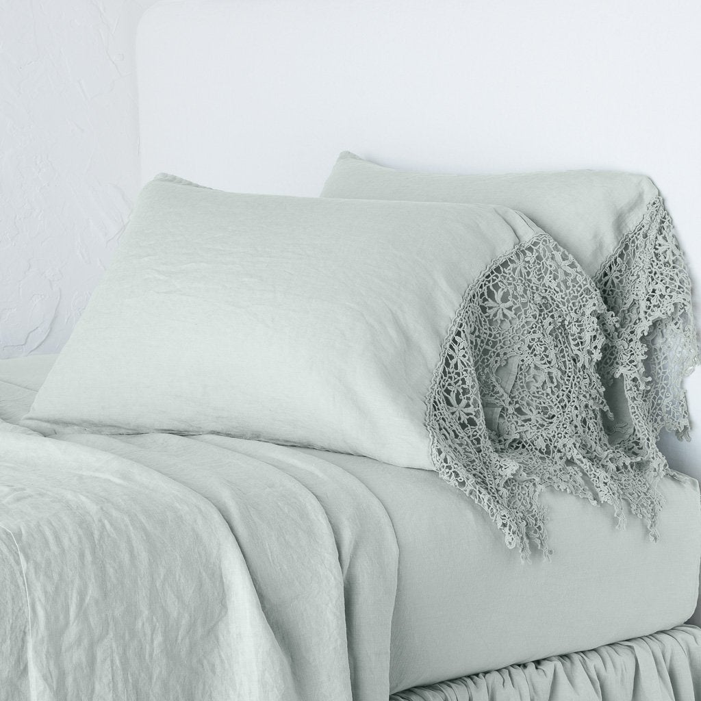 Premium 100% Linen Pillowcase - Single Size (Standard/Queen/King) - Breathable & Hypoallergenic Bedding for Hot Sleepers & Sensitive Skin - Perfect for Summer Nights & Allergy Relief