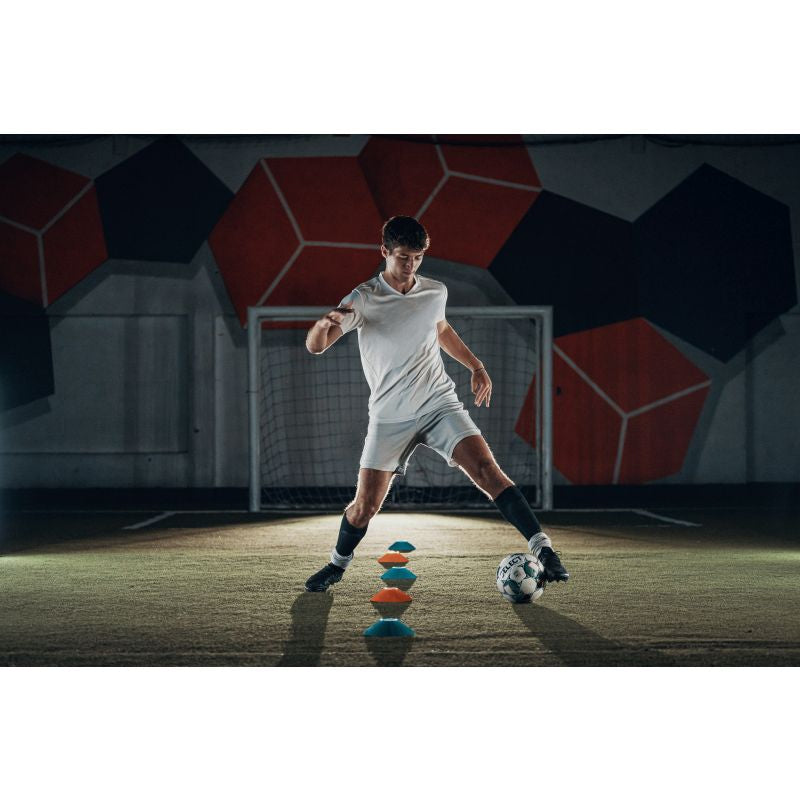 G Form Pro S Blade Shinguard - Lightweight Soccer Shin Guards for Men & Women - Perfect for Football, Rugby & Training - Enhanced Protection & Comfort