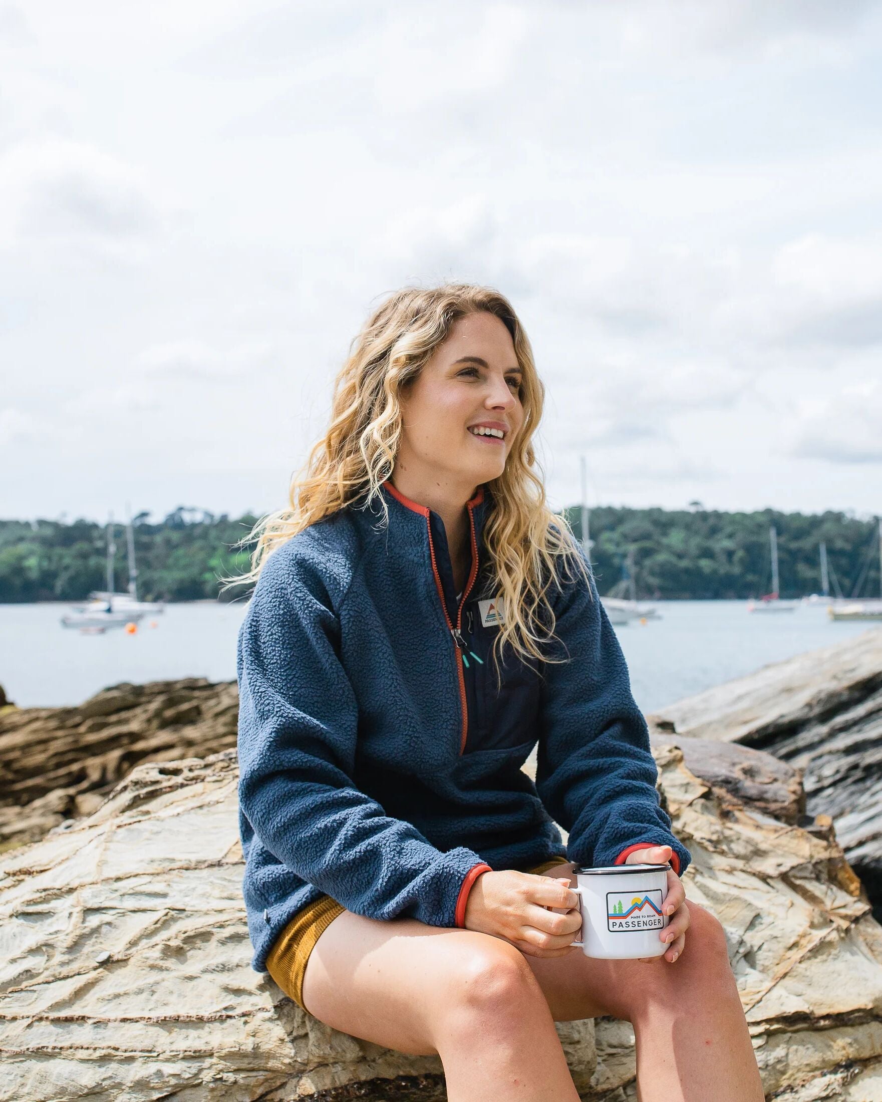Eco-Friendly Recycled Sherpa Fleece Blanket - Soft & Warm Dark Denim - Perfect for Cozy Nights, Camping & Home Decor