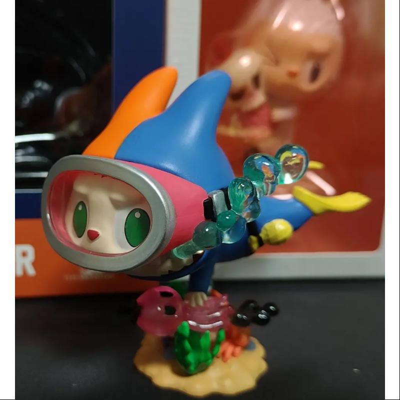 Labubu The Monsters Diver Figure Limited Edition - Collectible Vinyl Art Toy for Display & Gifts