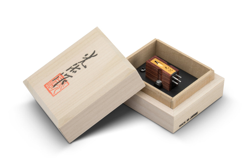 Koetsu Rosewood Signature MC Phono Cartridge - High-End Turntable Stylus for Vinyl Records, Audiophile Grade Needle for Hi-Fi Systems - Perfect for Jazz, Classical & Vintage Music Lovers