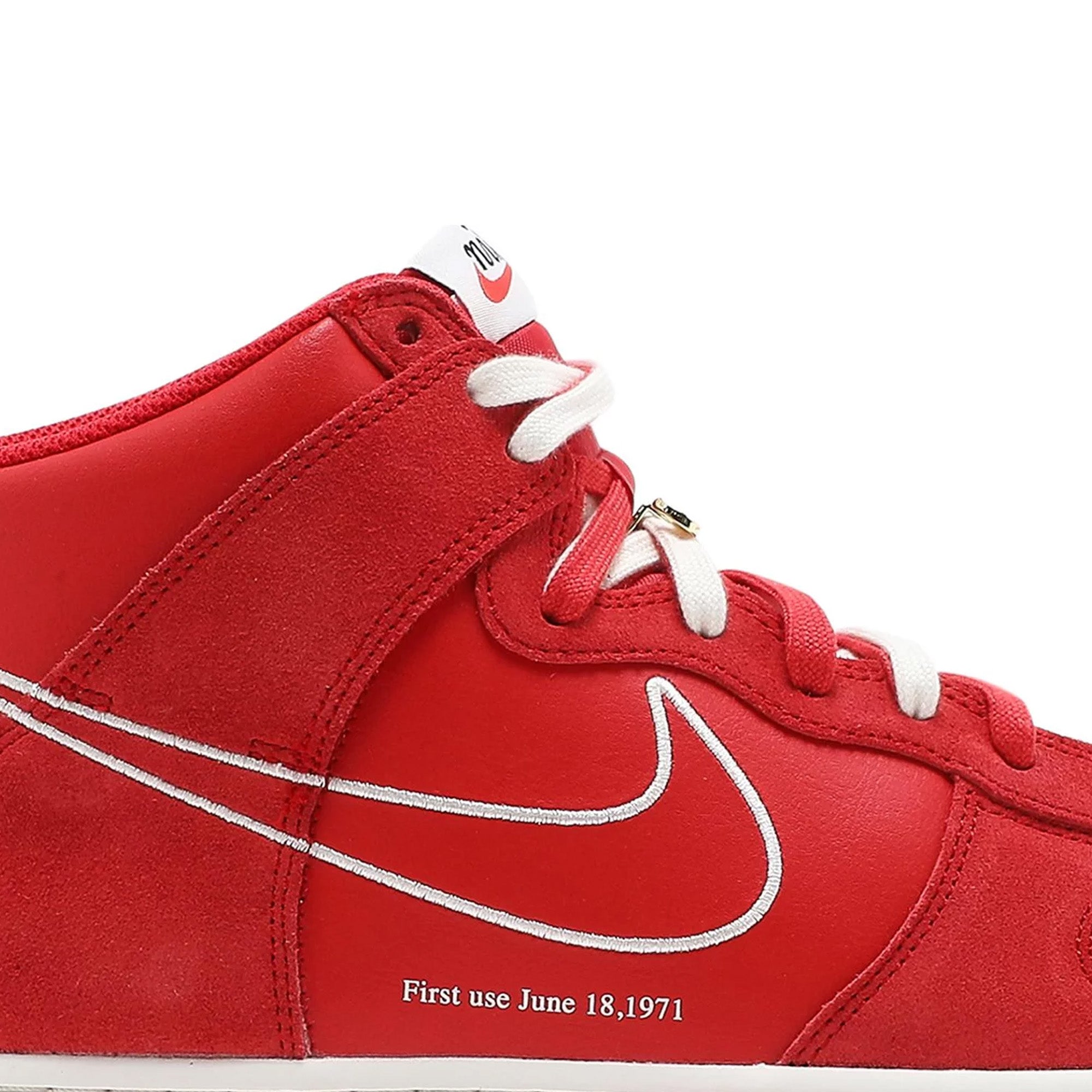 Nike Dunk High SE 'First Use University Red' Basketball Shoes - Retro Style Sneakers for Men & Women - Perfect for Casual Wear, Street Fashion, and Sneaker Collectors