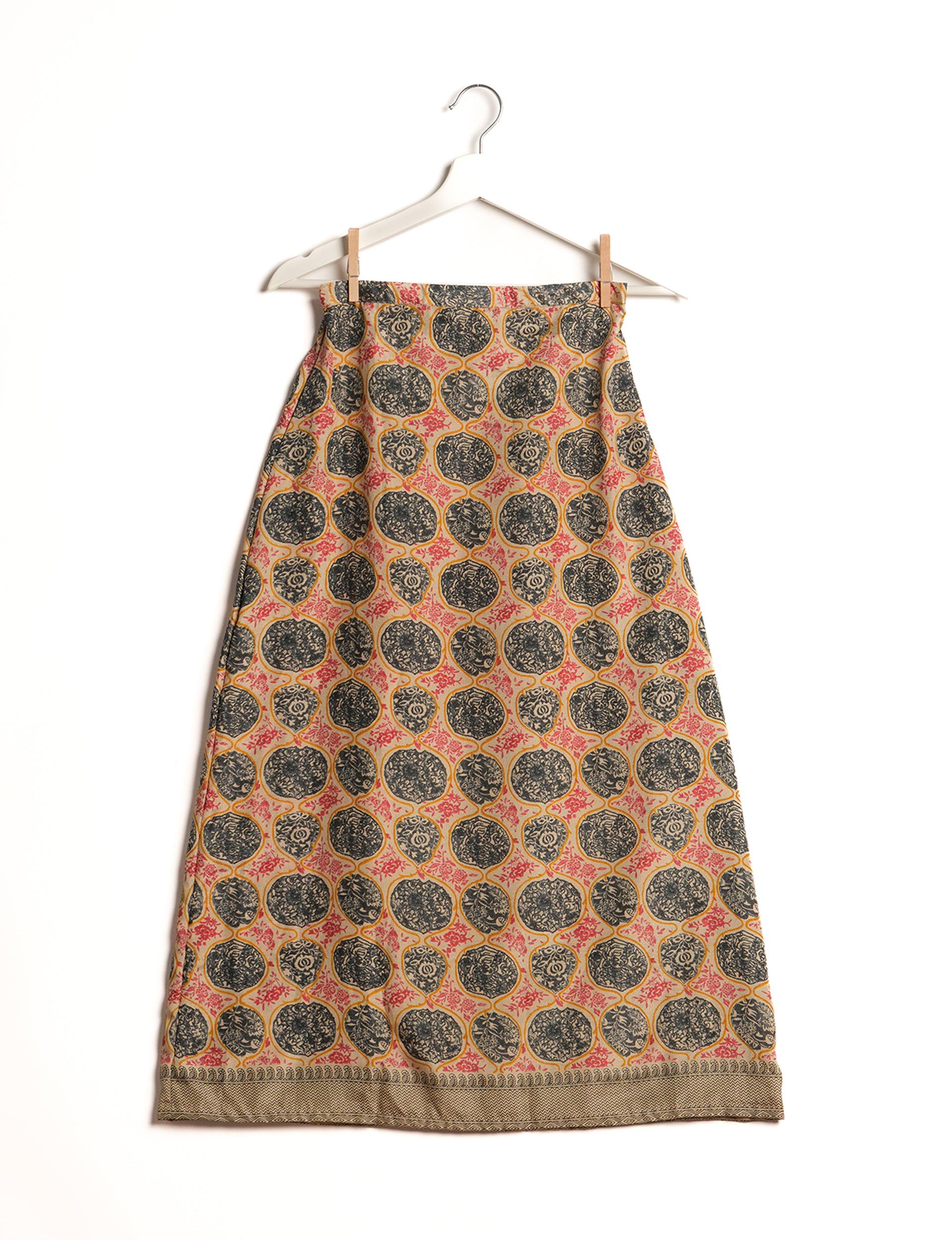 Elegant A-Line Skirt for Women - Flattering Midi Length, Stretchy Comfort Fit - Perfect for Office, Date Night & Casual Outings