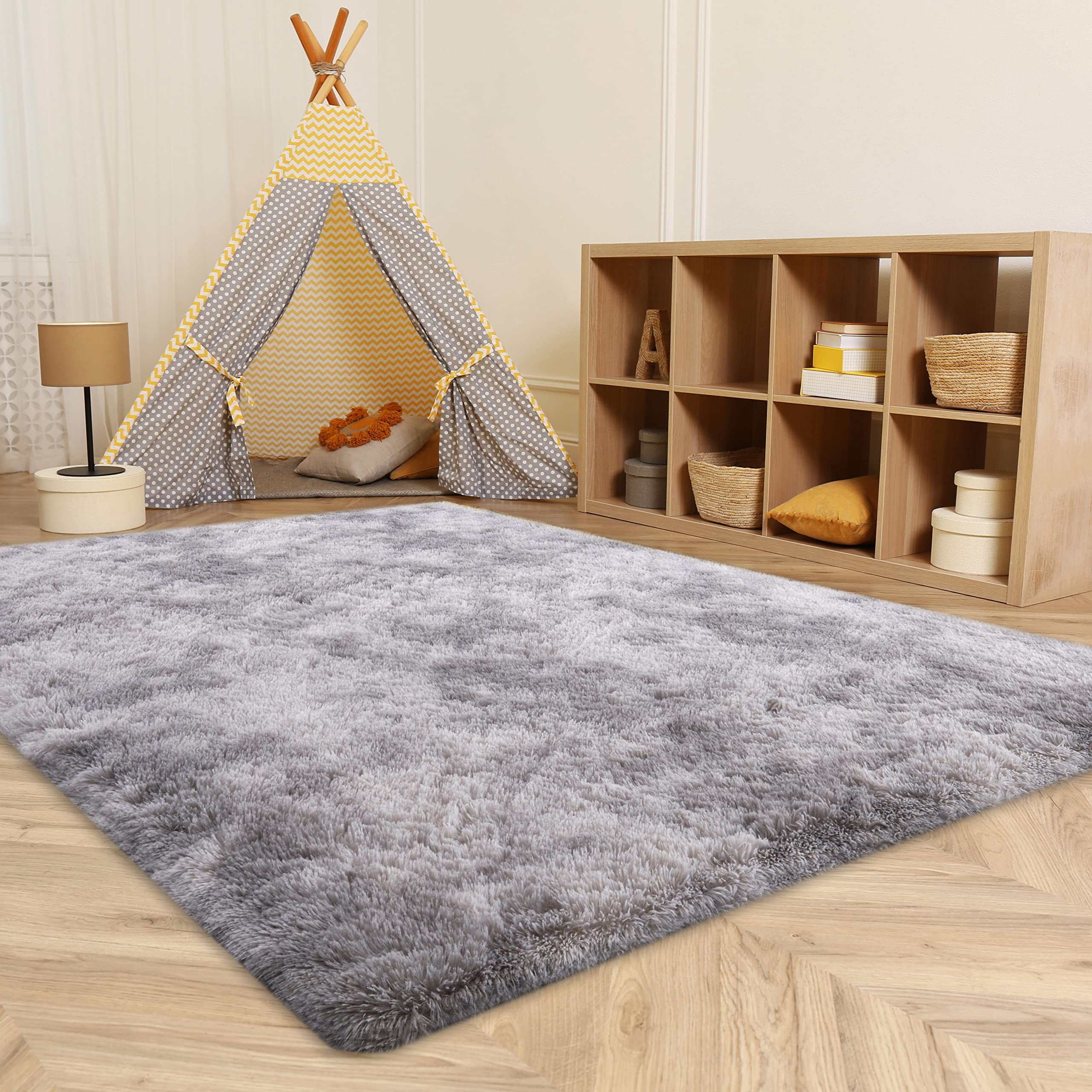 GKLUCKIN Shag Ultra Soft Non-Skid Area Rug 4'X6' - Fluffy Tie-Dyed Light Grey Plush Faux Fur Rug for Living Room, Bedroom, Nursery Decor - Cozy Kids Playroom Carpet - Perfect for Family Rooms, Dorm Decor & Pet-Friendly Spaces