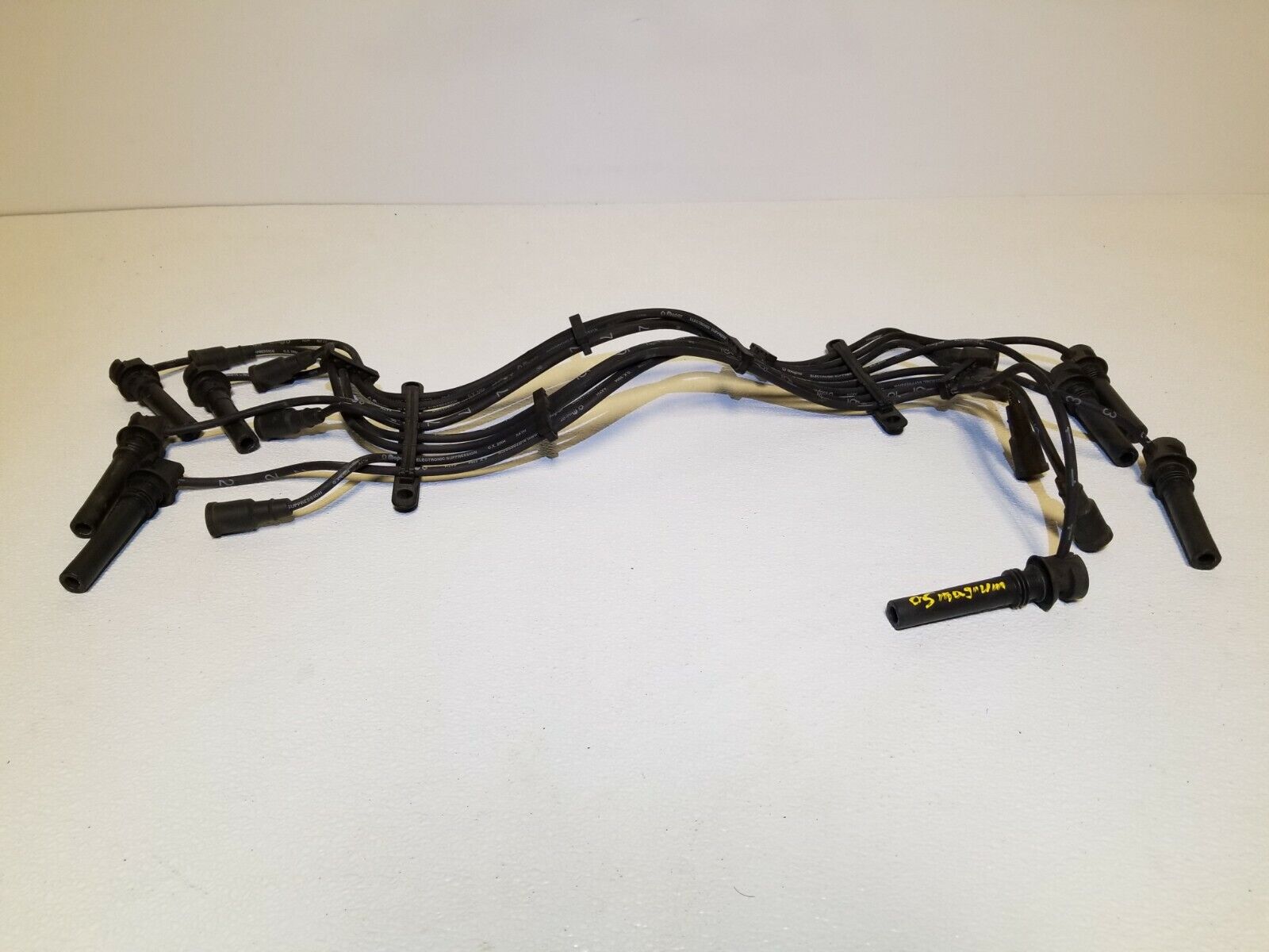 05 06 07 Dodge Magnum RT 5.7L V8 HEMI Ignition Spark Plug Wire Set - 8pc OEM Replacement - Perfect for Engine Tune-Up & Performance Upgrade