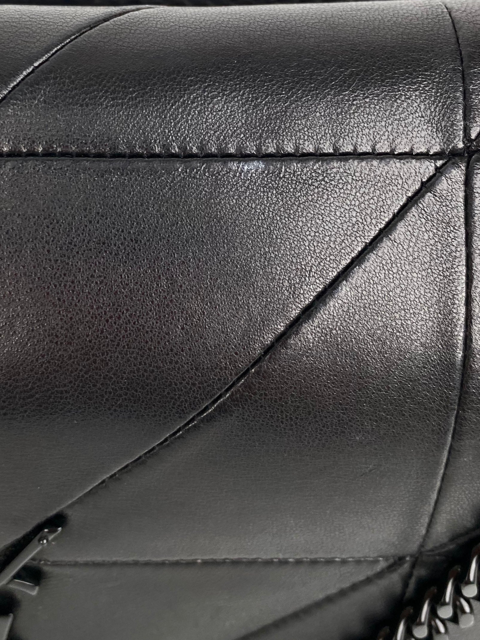 Saint Laurent Medium Black Jamie Bag - Luxury Leather Crossbody Purse for Women | Perfect for Evening Out, Party & Date Night