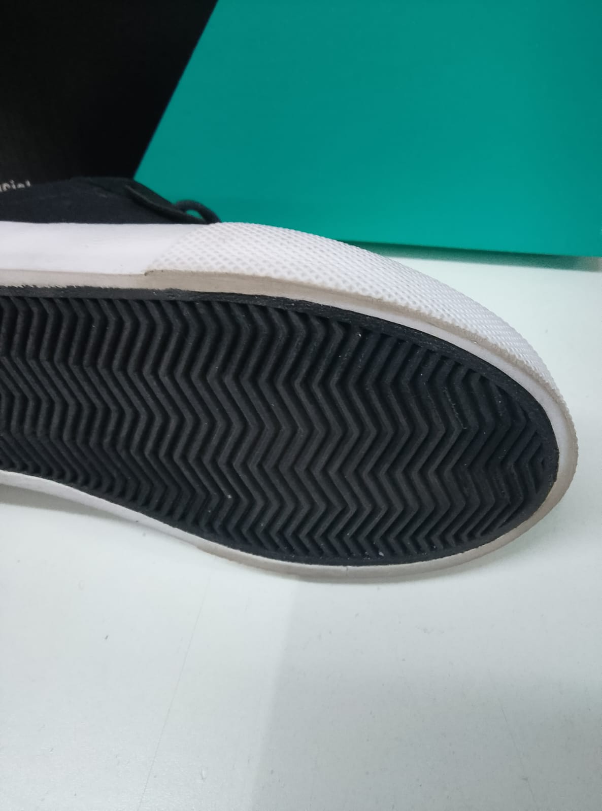 Mormaii Kids Sneakers - Black | Comfortable & Durable Children's Shoes for School, Play & Outdoor Activities
