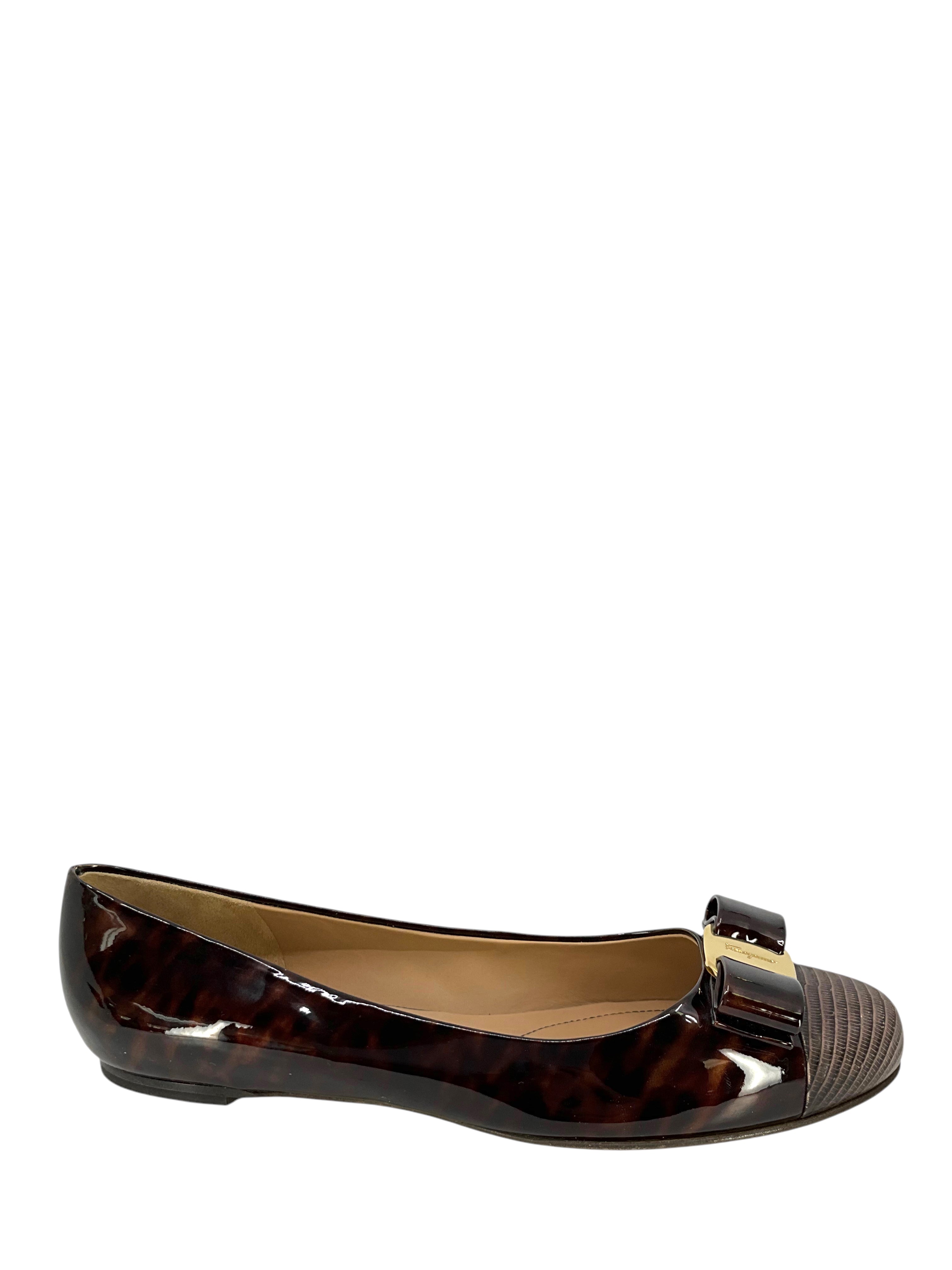 Salvatore Ferragamo Vara Bow Patent Leather Flats Women's Size 8 - New & Authentic - Perfect for Office, Wedding & Formal Occasions