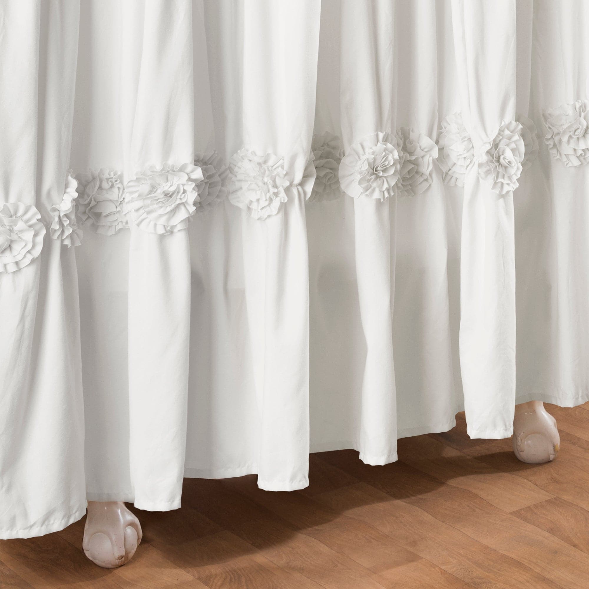 Stylish Darla Shower Curtain - Waterproof Bathroom Decor for Modern Homes - Perfect for Bathrooms, Dorms & Guest Rooms