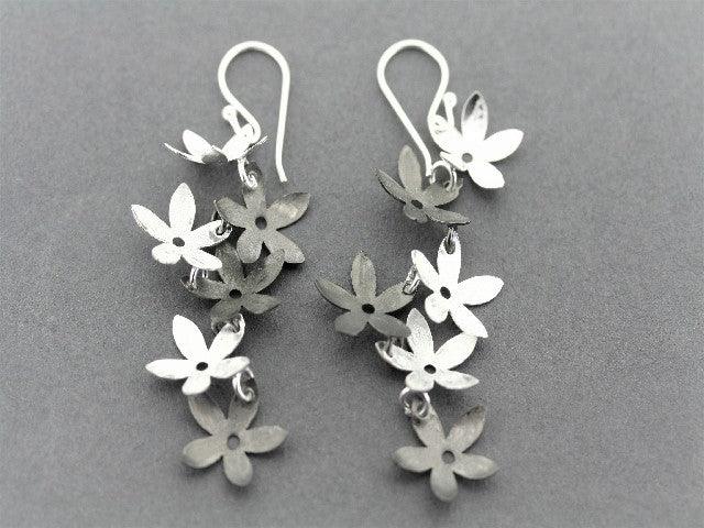 Silver and Oxidized Daisy Chain Drop Earrings for Women - Elegant Boho Jewelry for Parties, Weddings & Everyday Wear