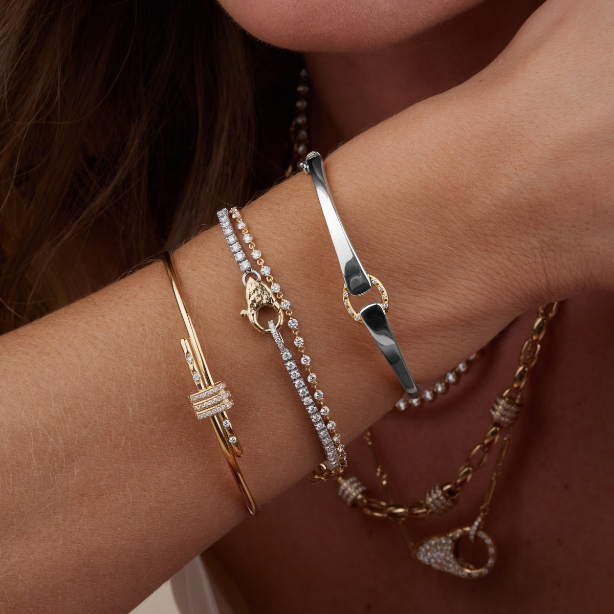 Elegant Mixed Metal Diamond Buckle Bracelet for Women - Fashion Jewelry Gift for Birthday, Anniversary & Special Occasions