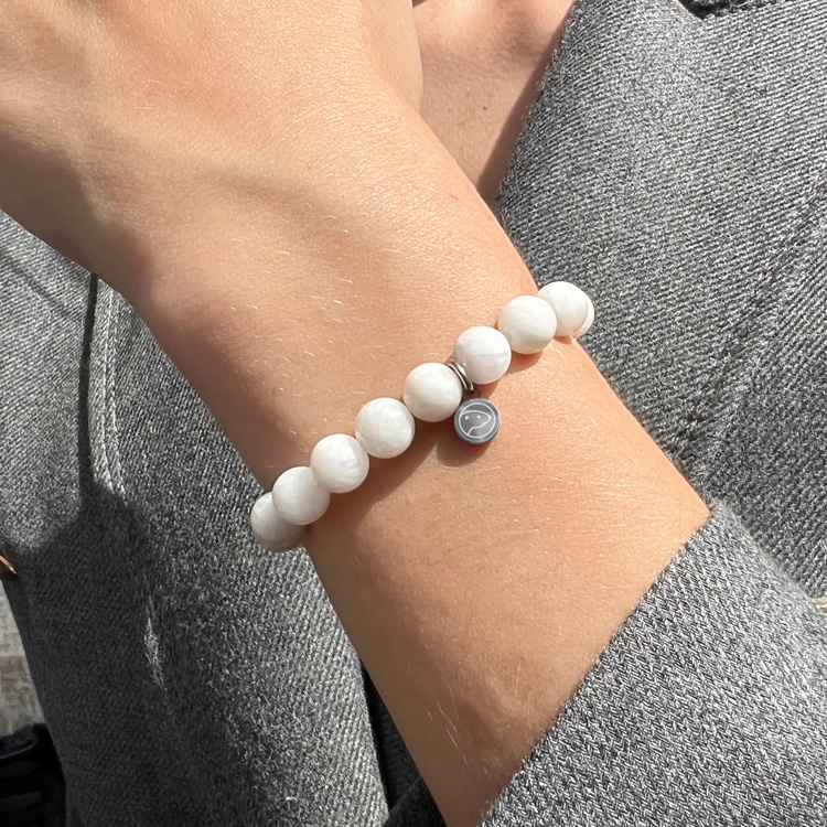 Moonstone Healing Bracelet for Women - Natural Gemstone Jewelry for Stress Relief & Positive Energy | Perfect for Yoga, Meditation & Everyday Wear