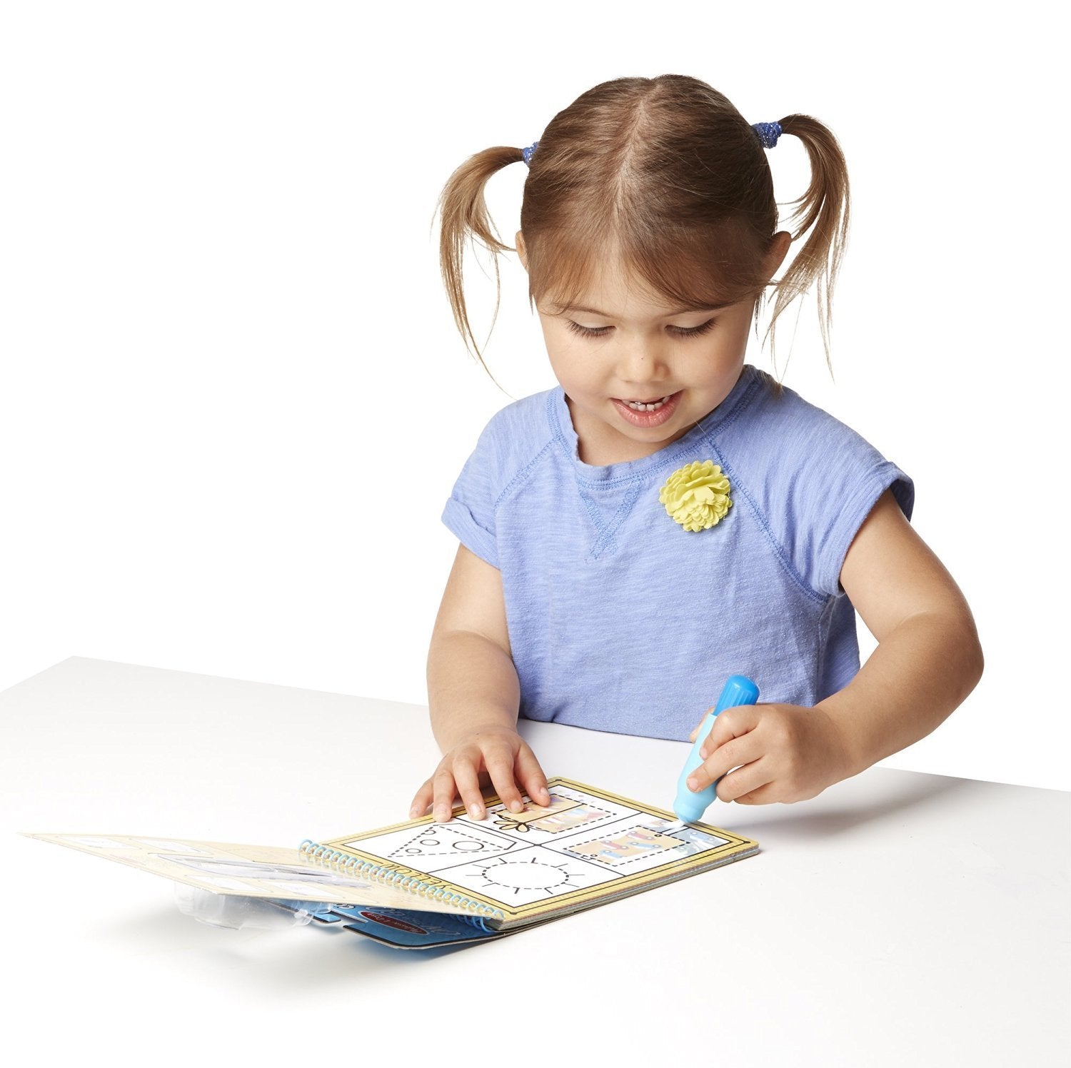 MND9444 On The Go Water Wow Colors & Shapes - Reusable Water Reveal Activity Pad for Kids Travel, Learning & Fun