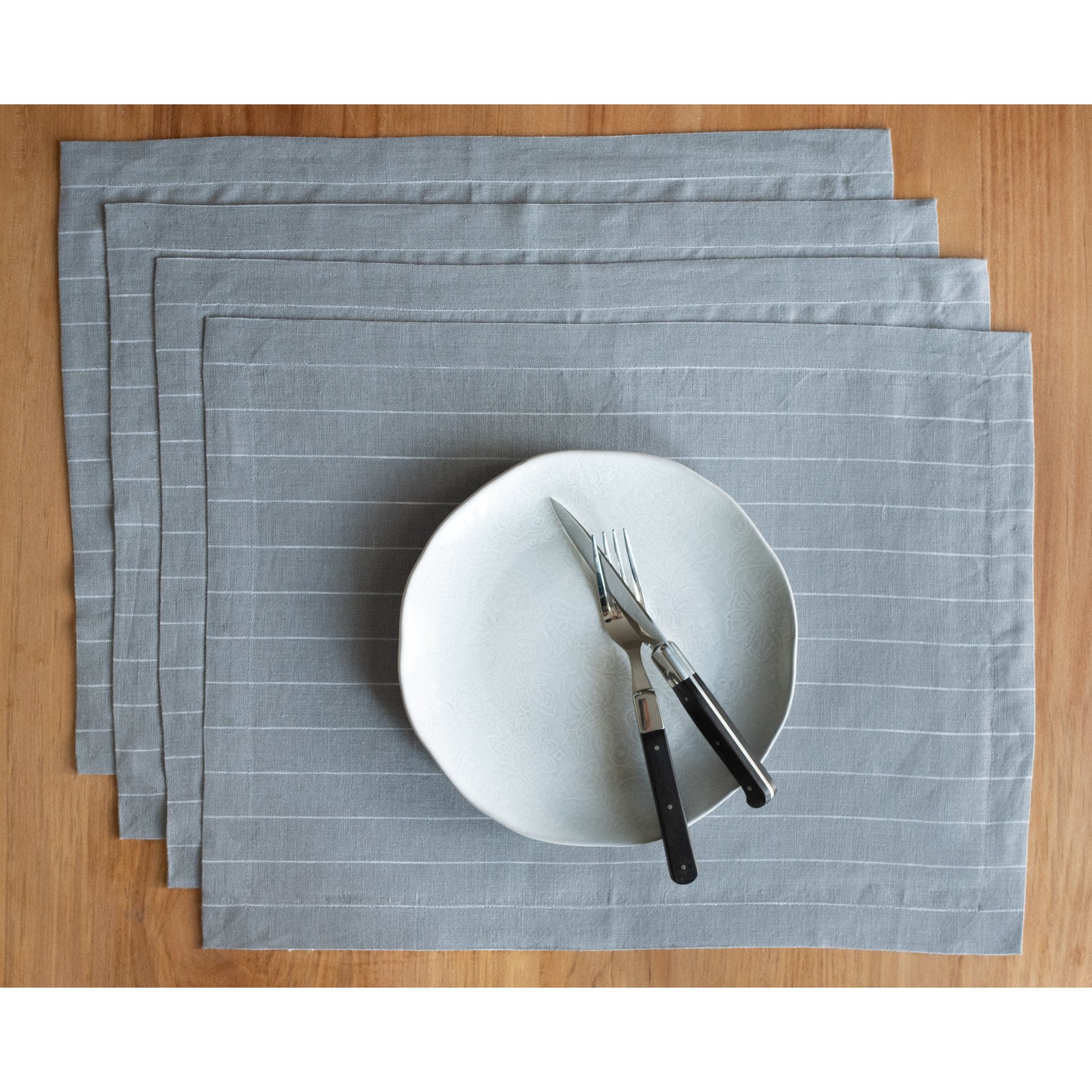 Elegant Pinstripe Placemats Set of 4 - Premium Table Decor for Dining Room, Kitchen & Holiday Entertaining - Washable & Durable Place Settings for Everyday Use & Special Occasions