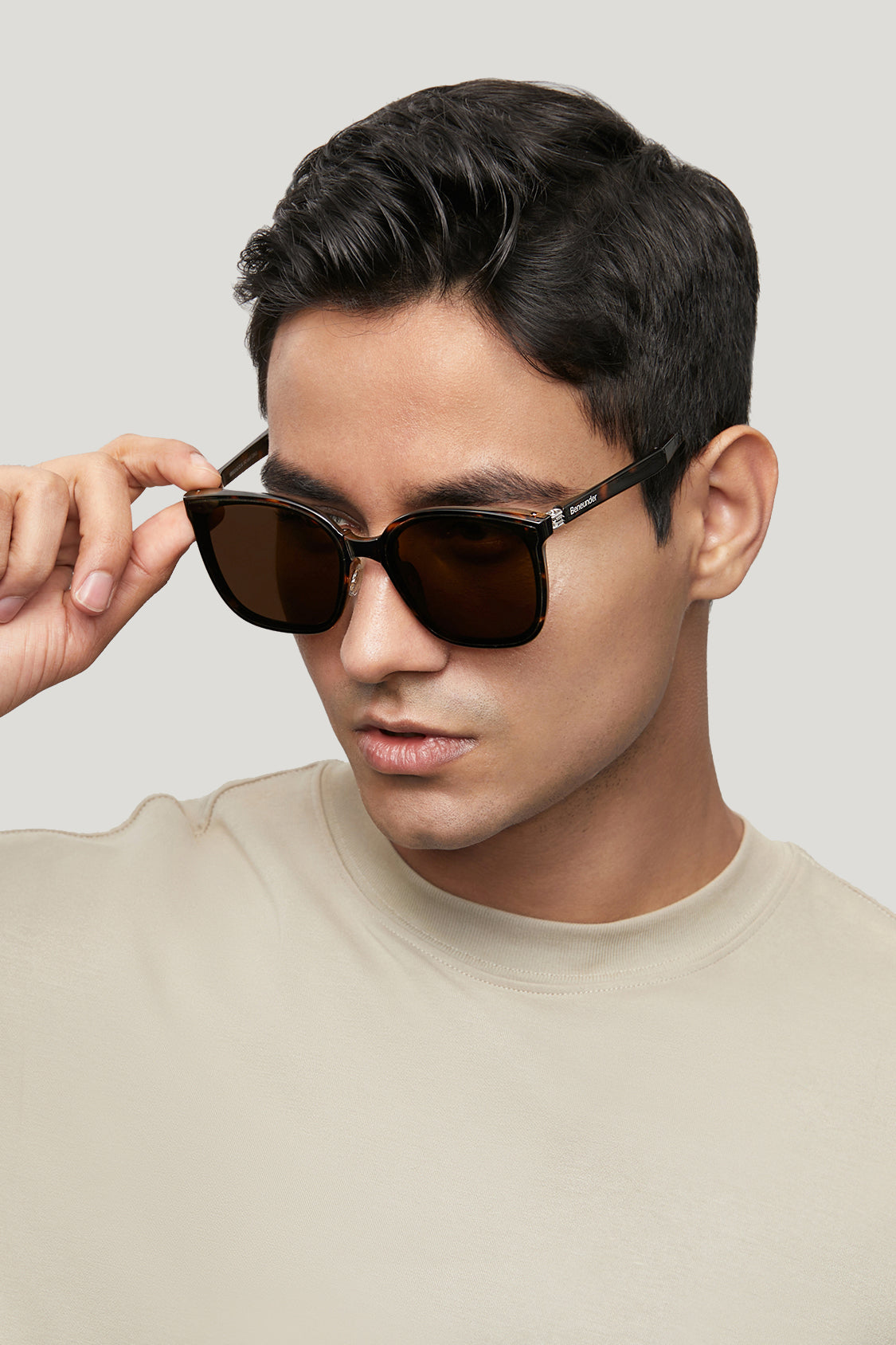 Polarized Folding Sunglasses for Men Women - UV Protection, Lightweight & Durable - Perfect for Driving, Fishing, and Outdoor Activities
