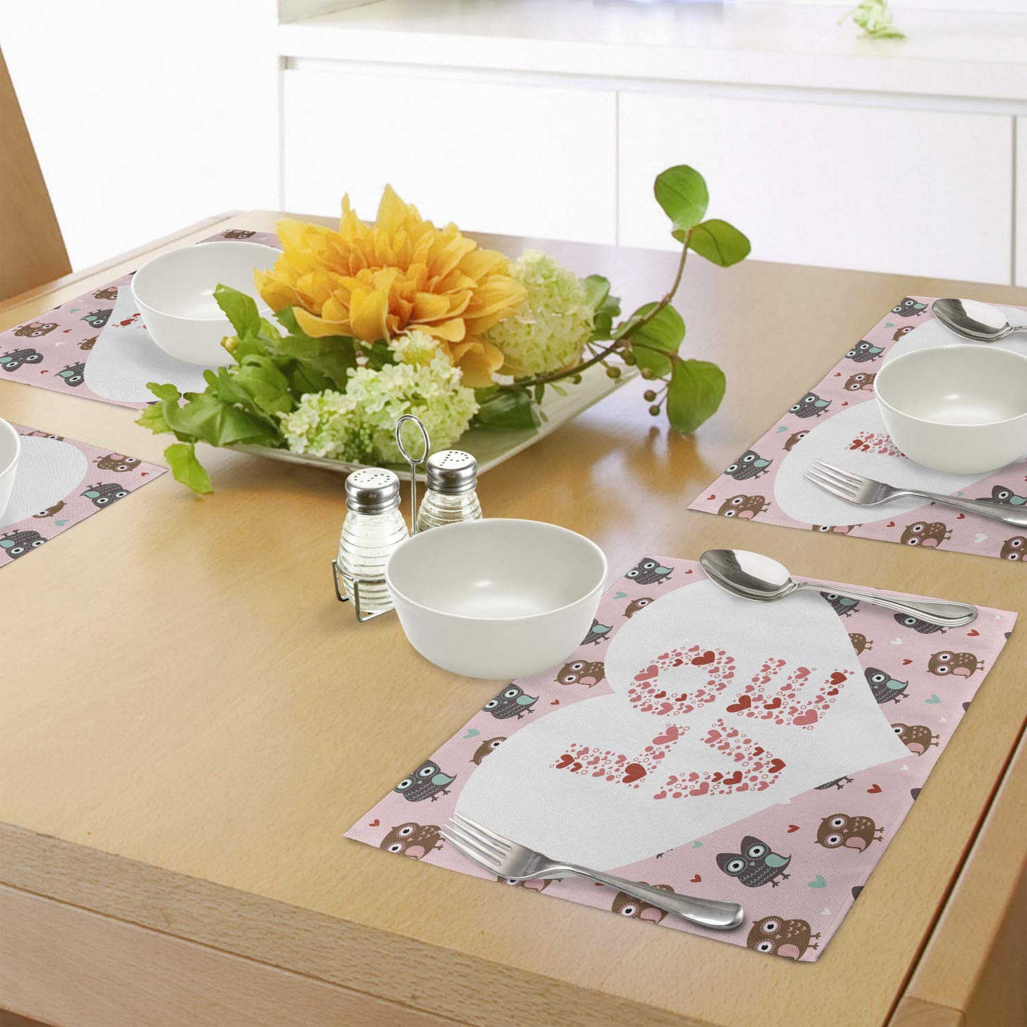 Lunarable Owls Place Mats Set of 4 - Romantic Honeymoon & Engagement Table Decor with Love Message Hearts, Washable Fabric Dining Mats for Kitchen & Dining Room in Pale Pink & White - Perfect for Wedding Anniversaries, Bridal Showers & Couples' Romantic Dinners