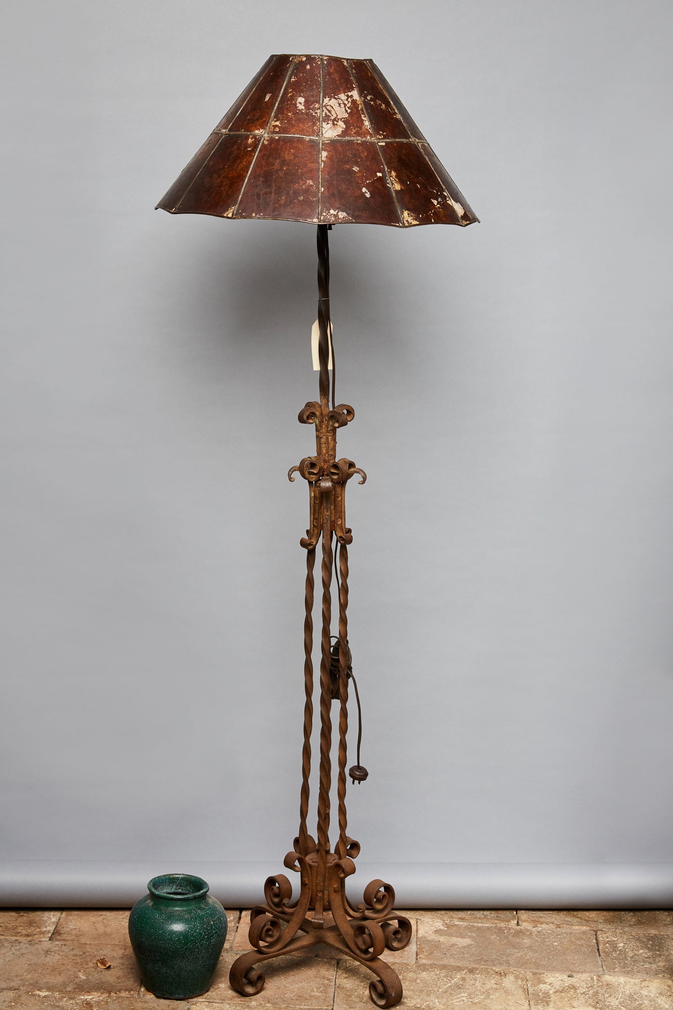 Vintage Wrought Iron Floor Lamp with Mica Shade - Antique Style Adjustable Standing Light for Living Room, Bedroom & Office Decor