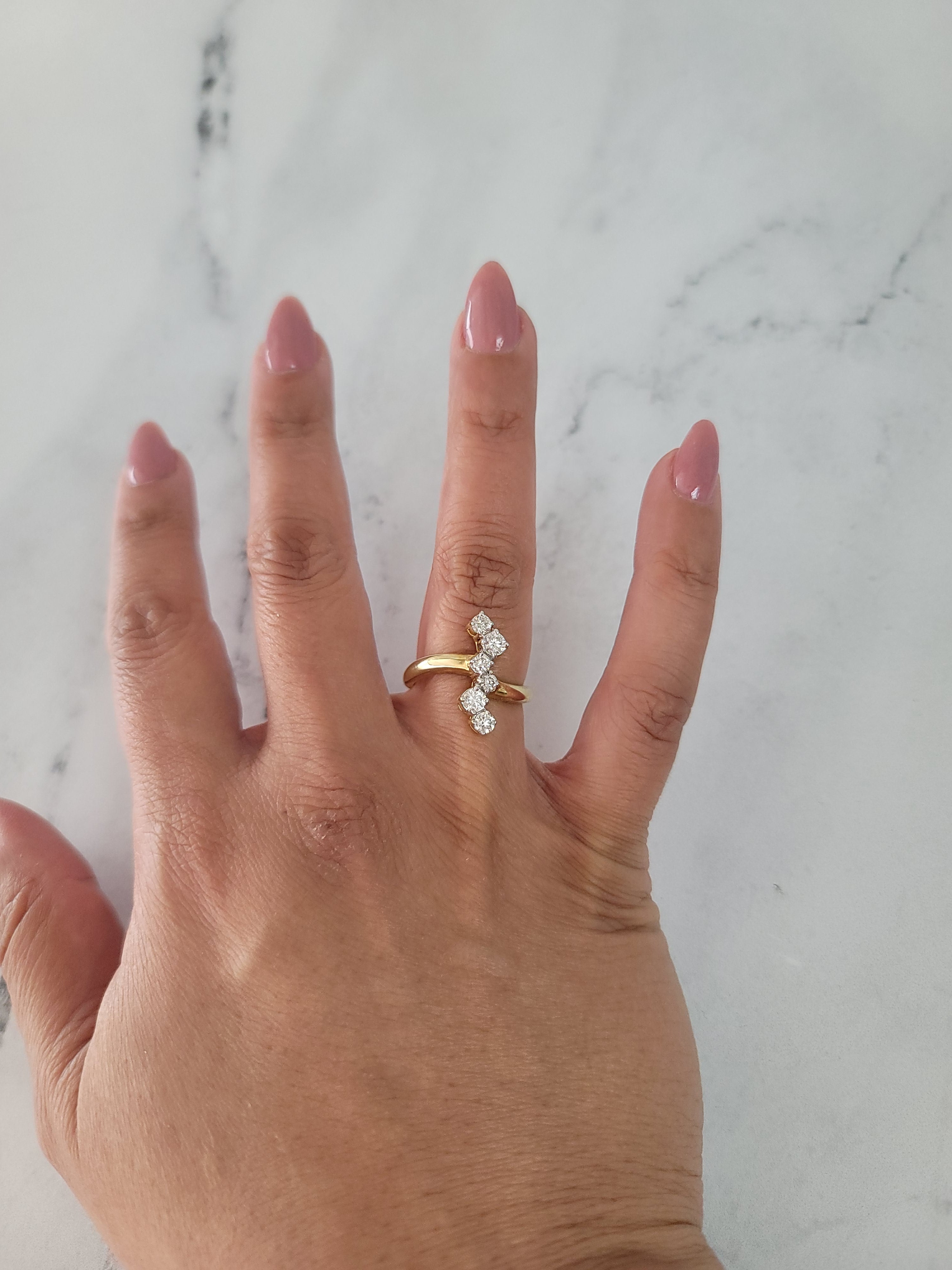 14K Yellow Gold Vertical Diamond Cocktail Ring - 0.75cttw Elegant Statement Jewelry for Parties, Weddings & Special Occasions