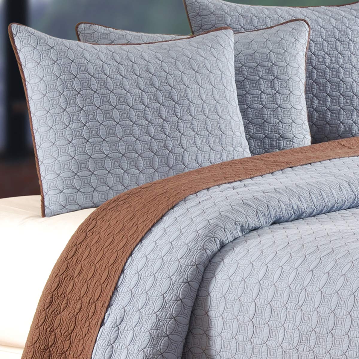 Blue Reversible 100% Cotton Quilt Bedspread Coverlet - Full/Queen Size | Machine Washable Circle Ring Design by C&F Home | Perfect for Guest Rooms, Master Bedrooms & Cozy Home Decor