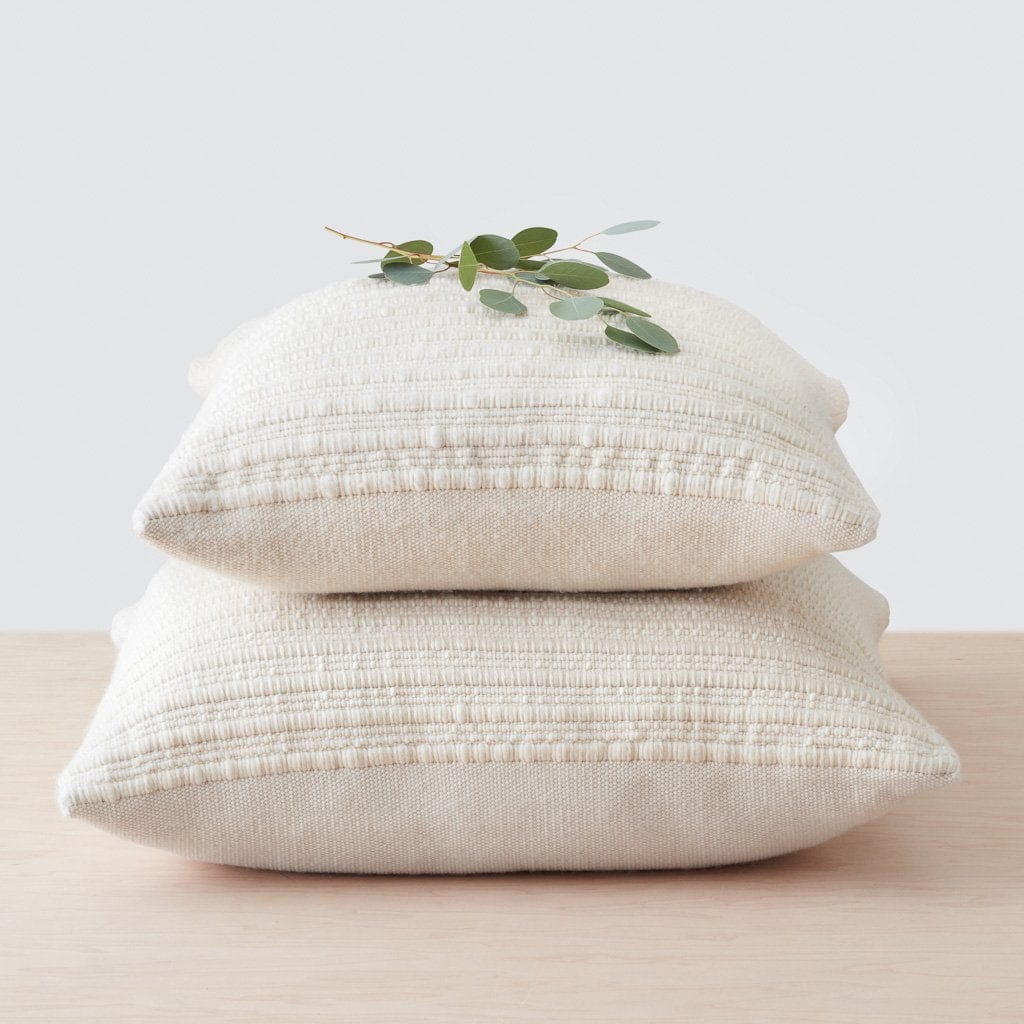 La Duna Textured Pillow - Soft & Stylish Decorative Throw Pillow for Living Room, Bedroom, or Sofa - Perfect for Home Decor and Cozy Comfort